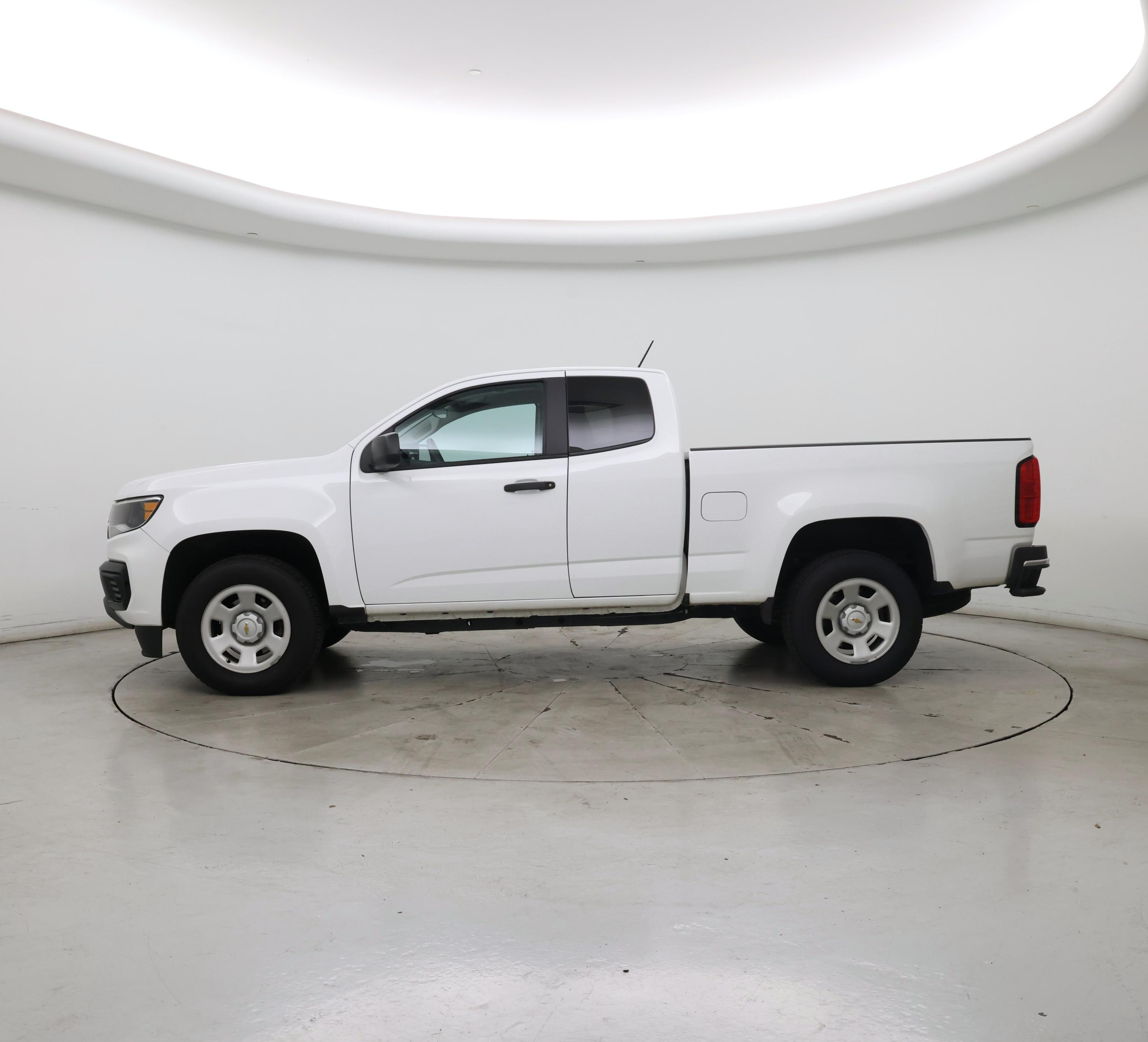 Thumbnail: 2022 Chevrolet Colorado - 3