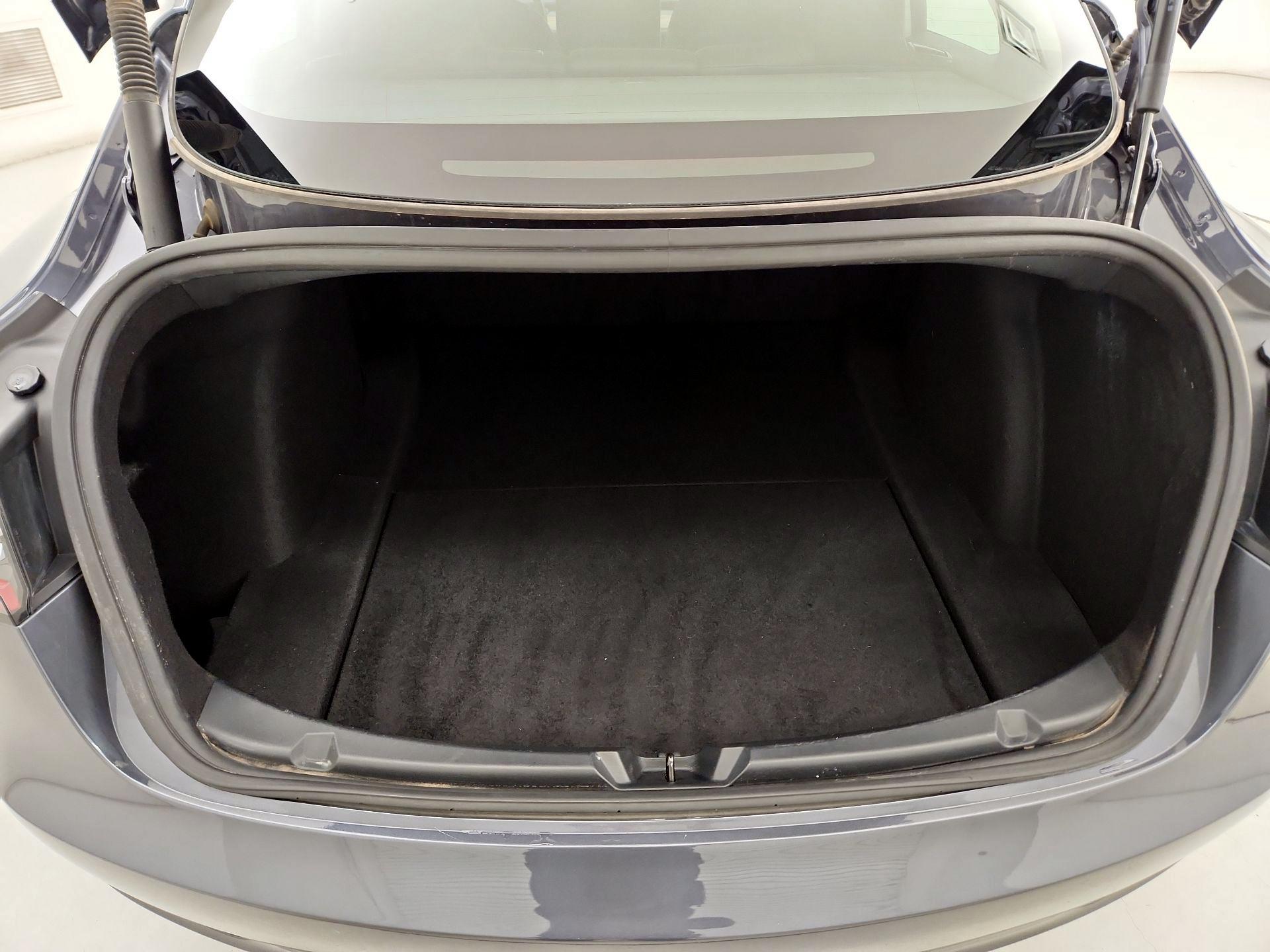 Thumbnail: 2023 Tesla Model 3 - 19