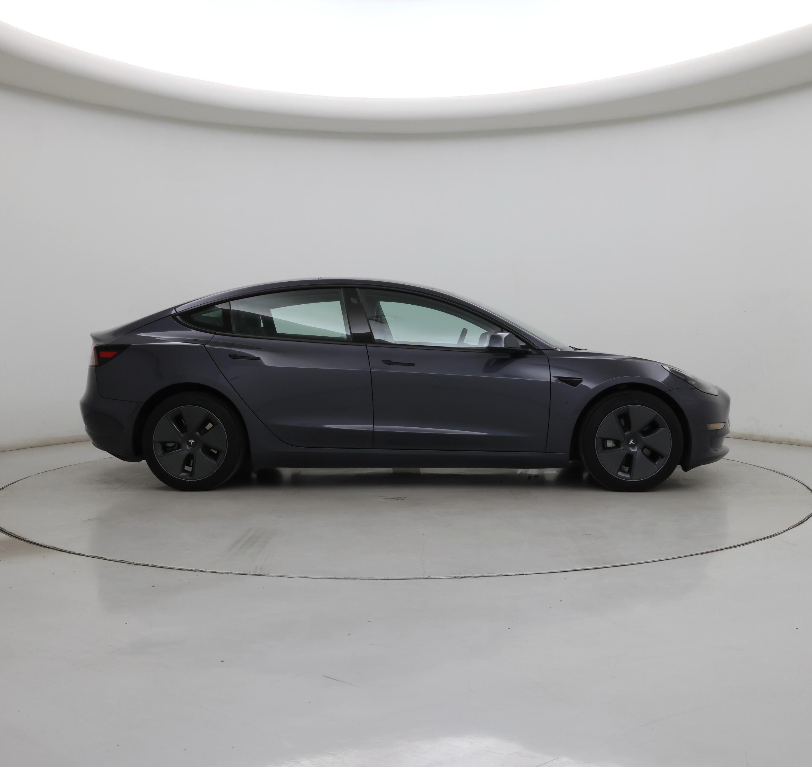 Thumbnail: 2023 Tesla Model 3 - 7