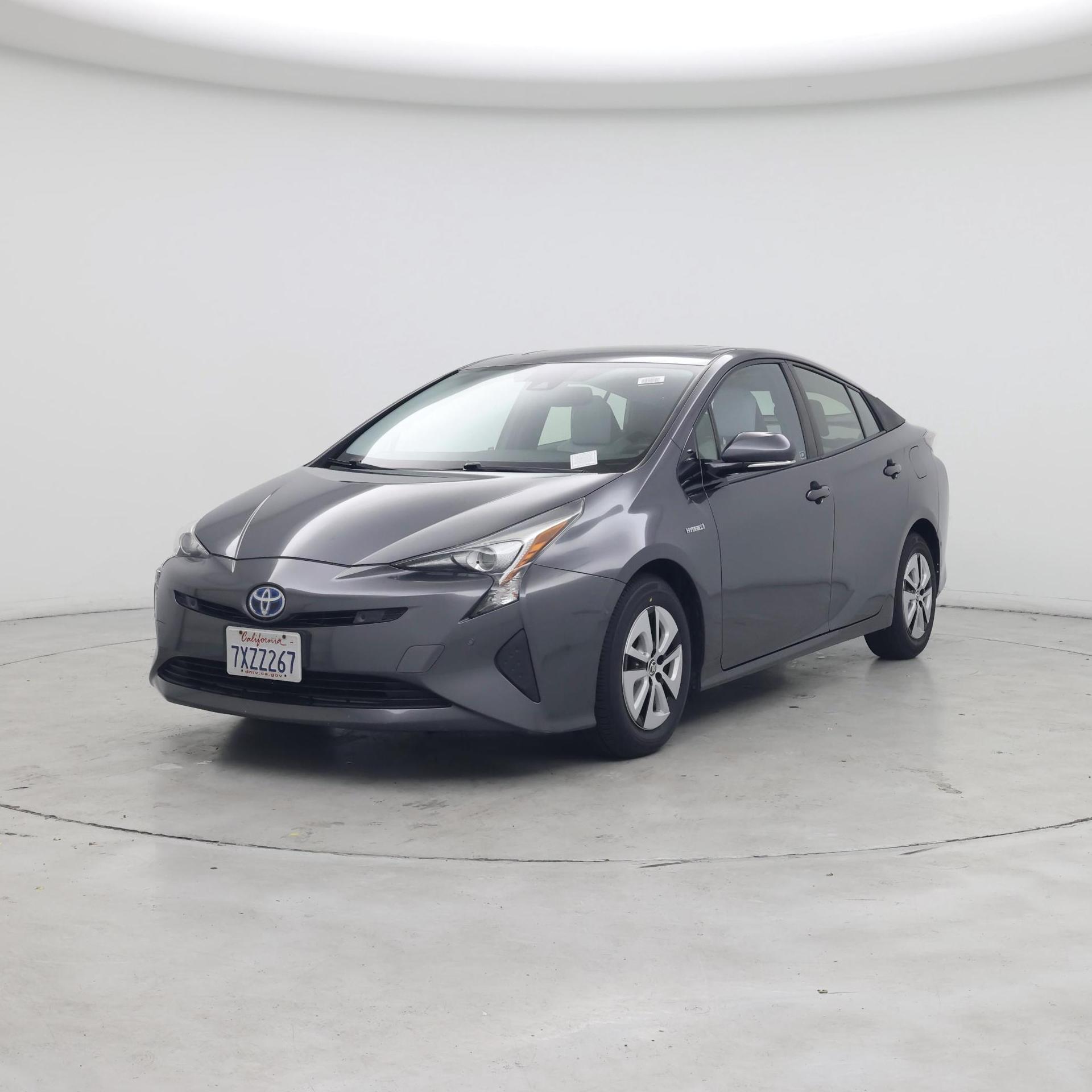 Thumbnail: 2017 Toyota Prius - 4