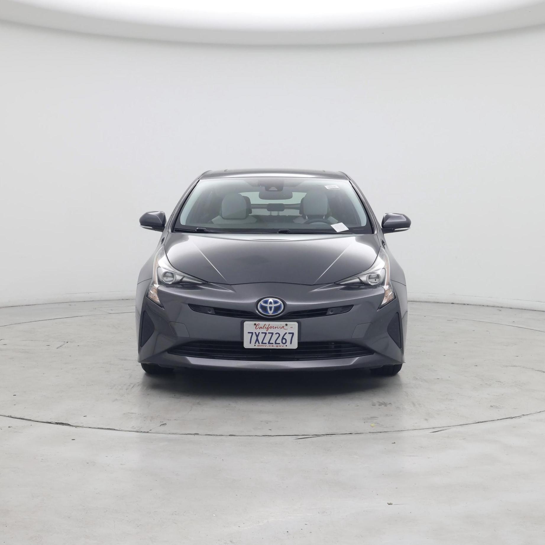 Thumbnail: 2017 Toyota Prius - 5