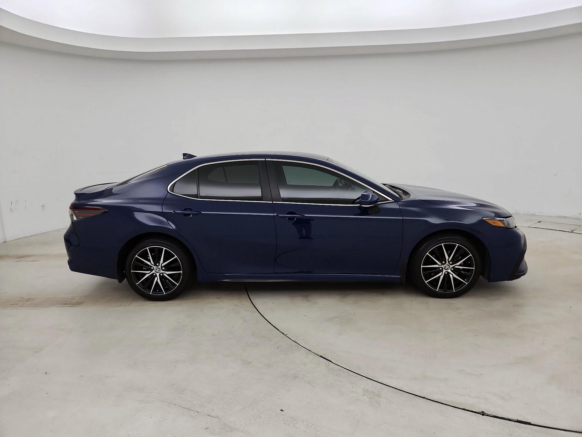 Thumbnail: 2023 Toyota Camry - 4