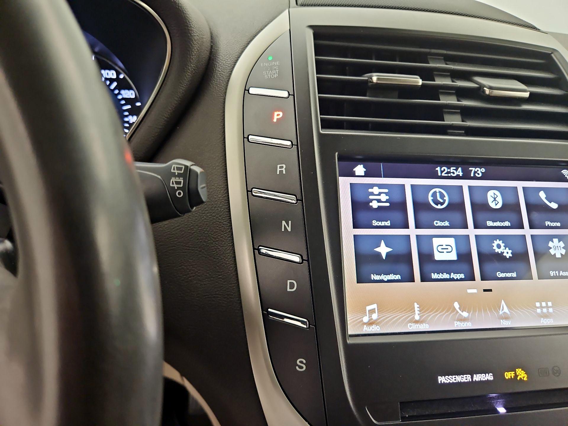 Thumbnail: 2019 Lincoln MKC - 18
