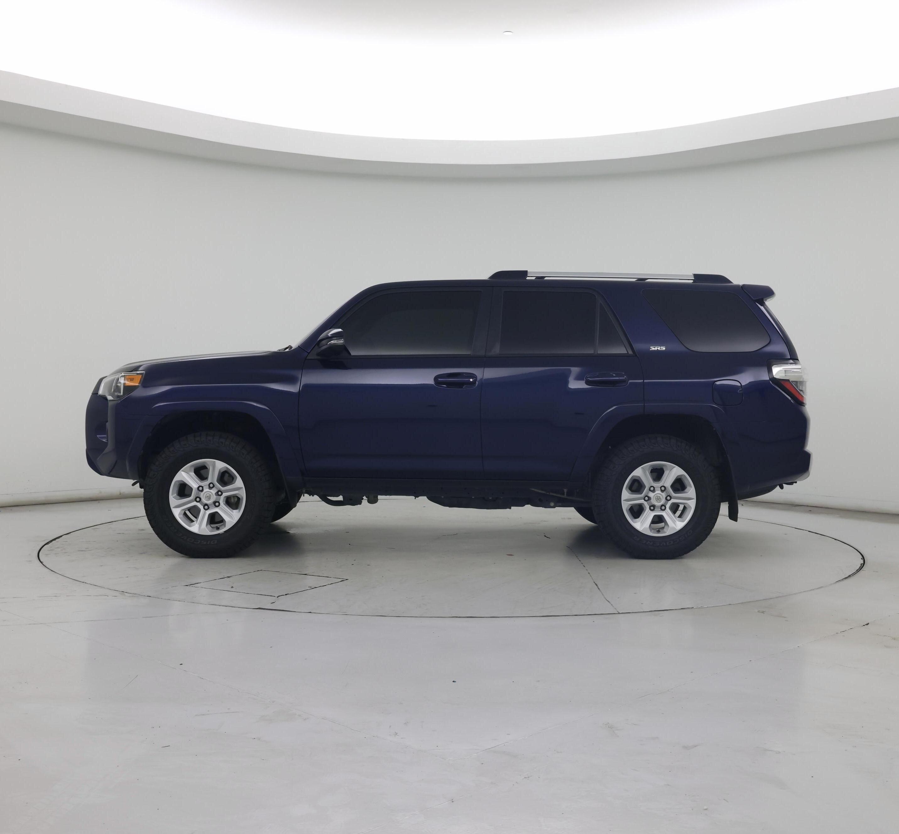 Thumbnail: 2019 Toyota 4Runner - 3