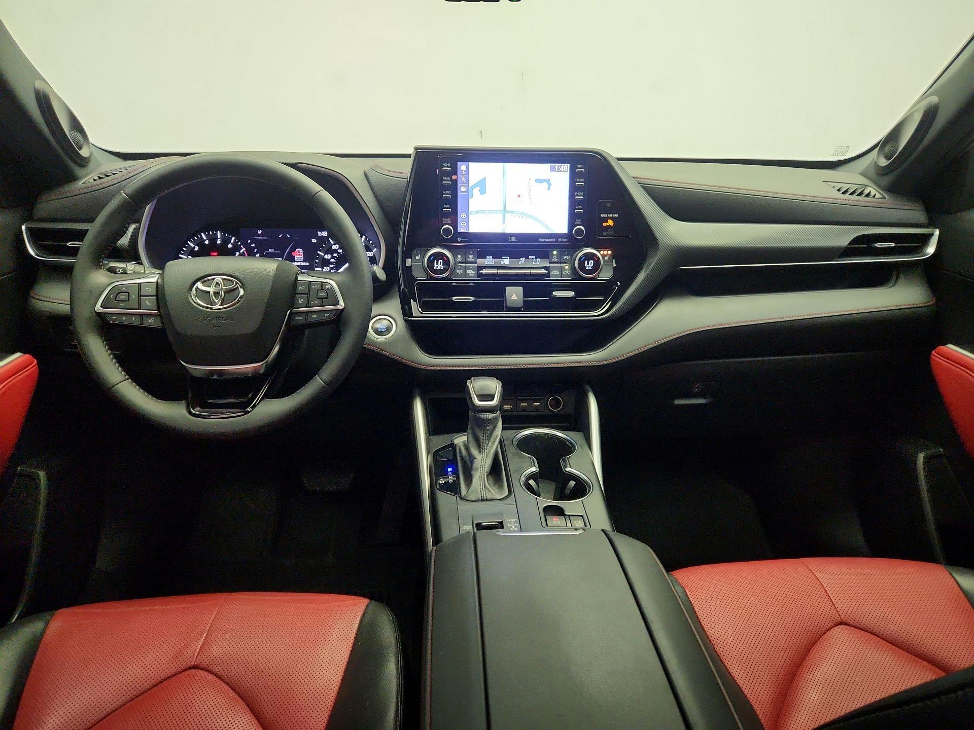 Thumbnail: 2021 Toyota Highlander - 9