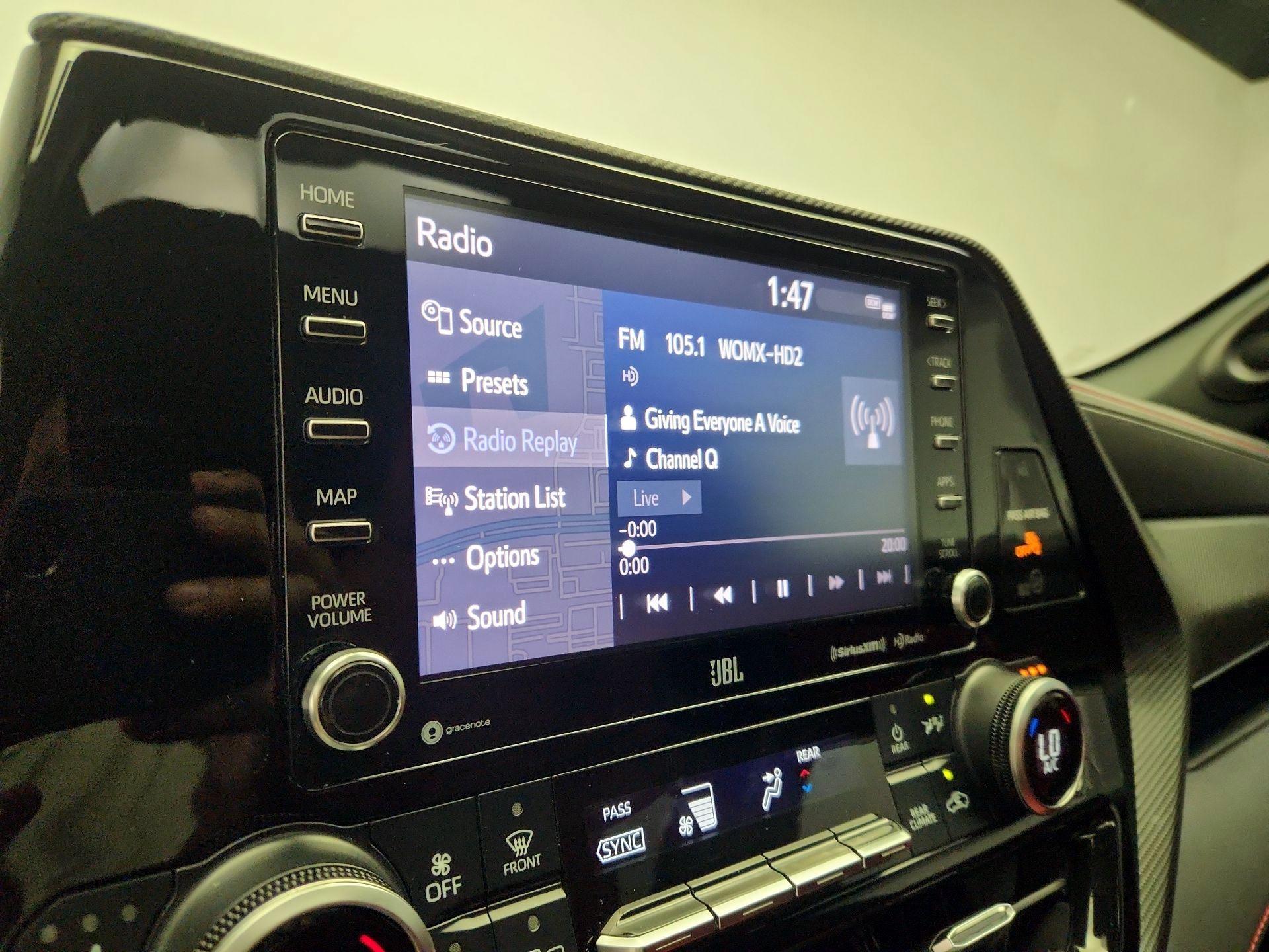 Thumbnail: 2021 Toyota Highlander - 16