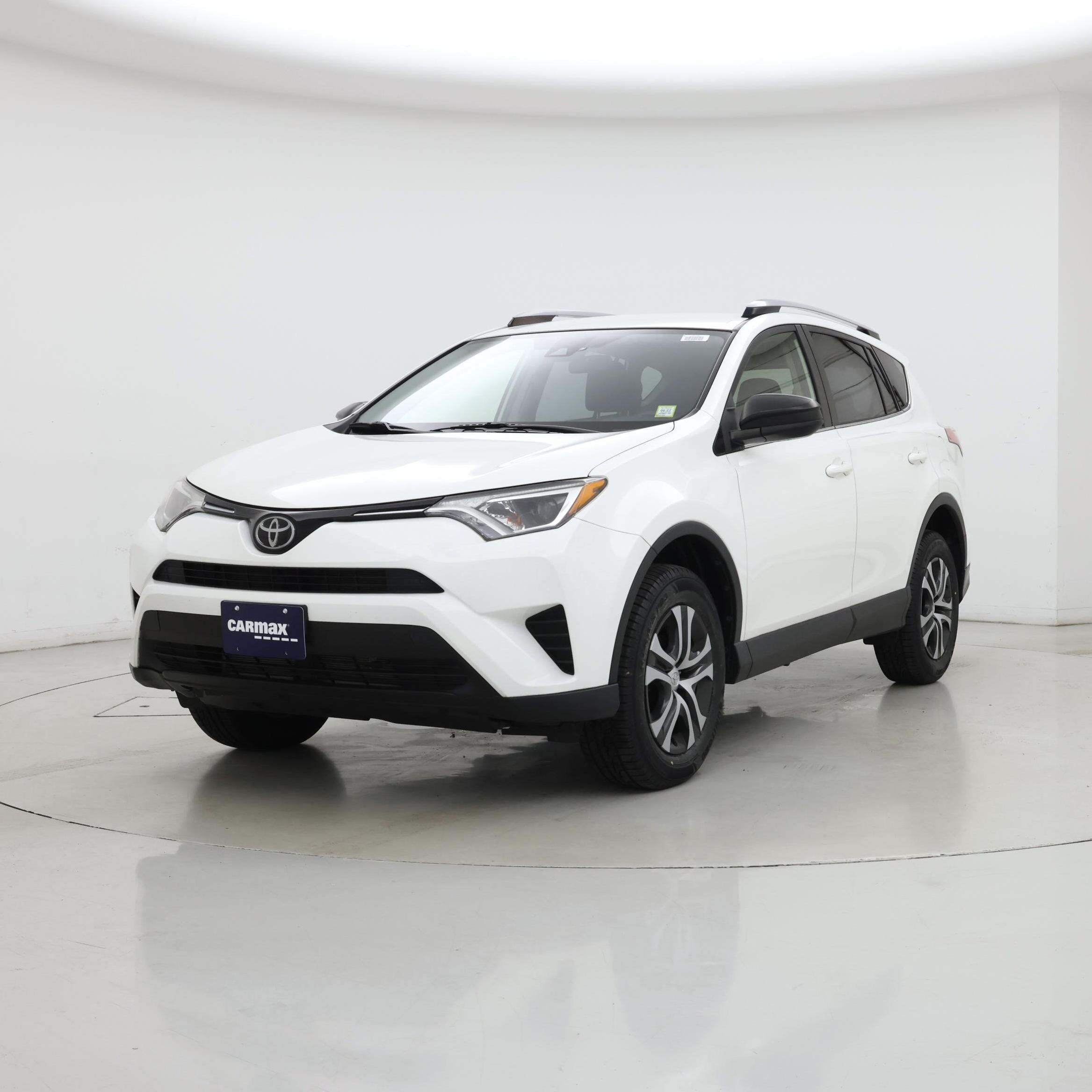 Thumbnail: 2018 Toyota RAV4 - 4