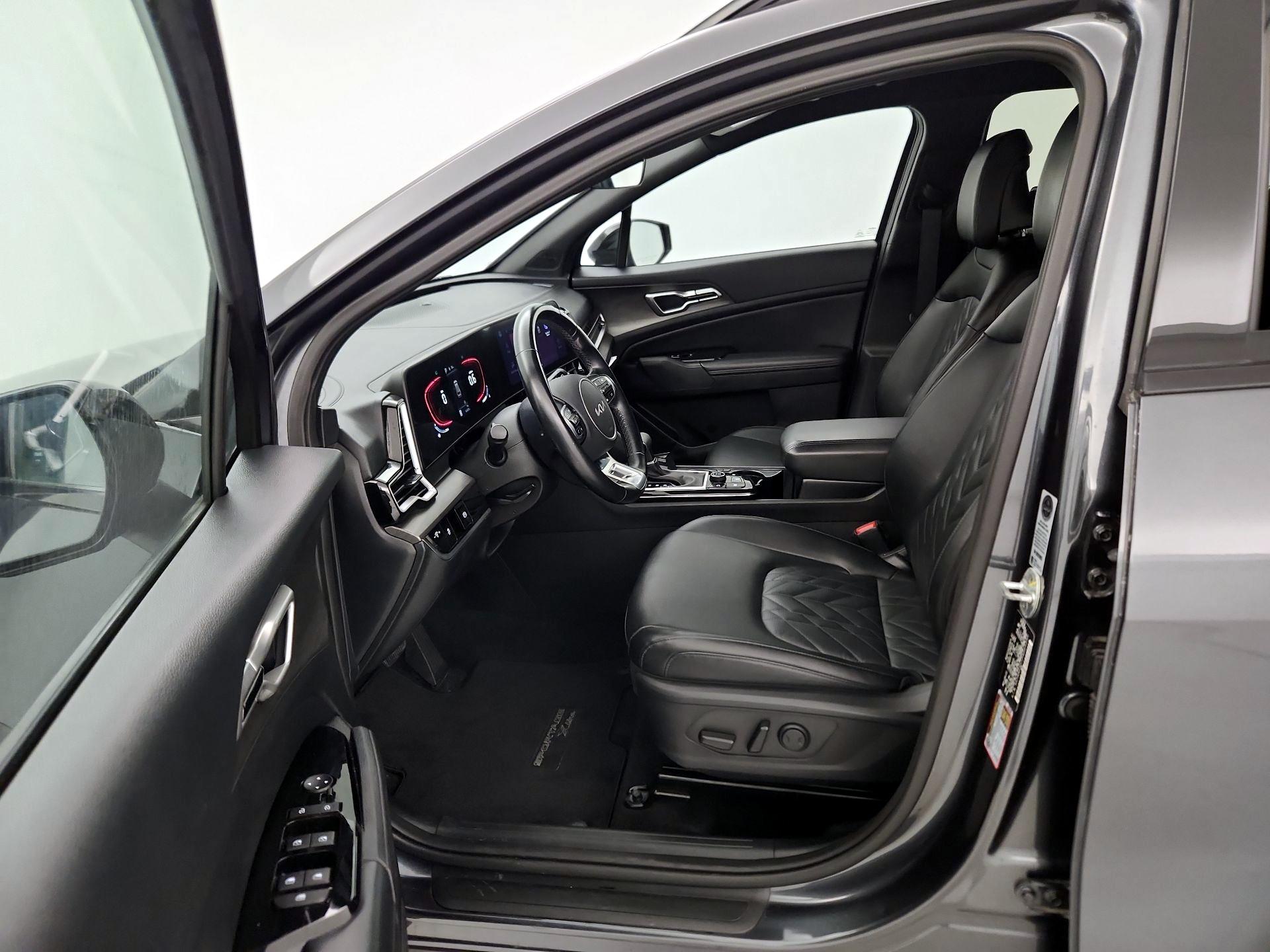Thumbnail: 2023 Kia Sportage - 11