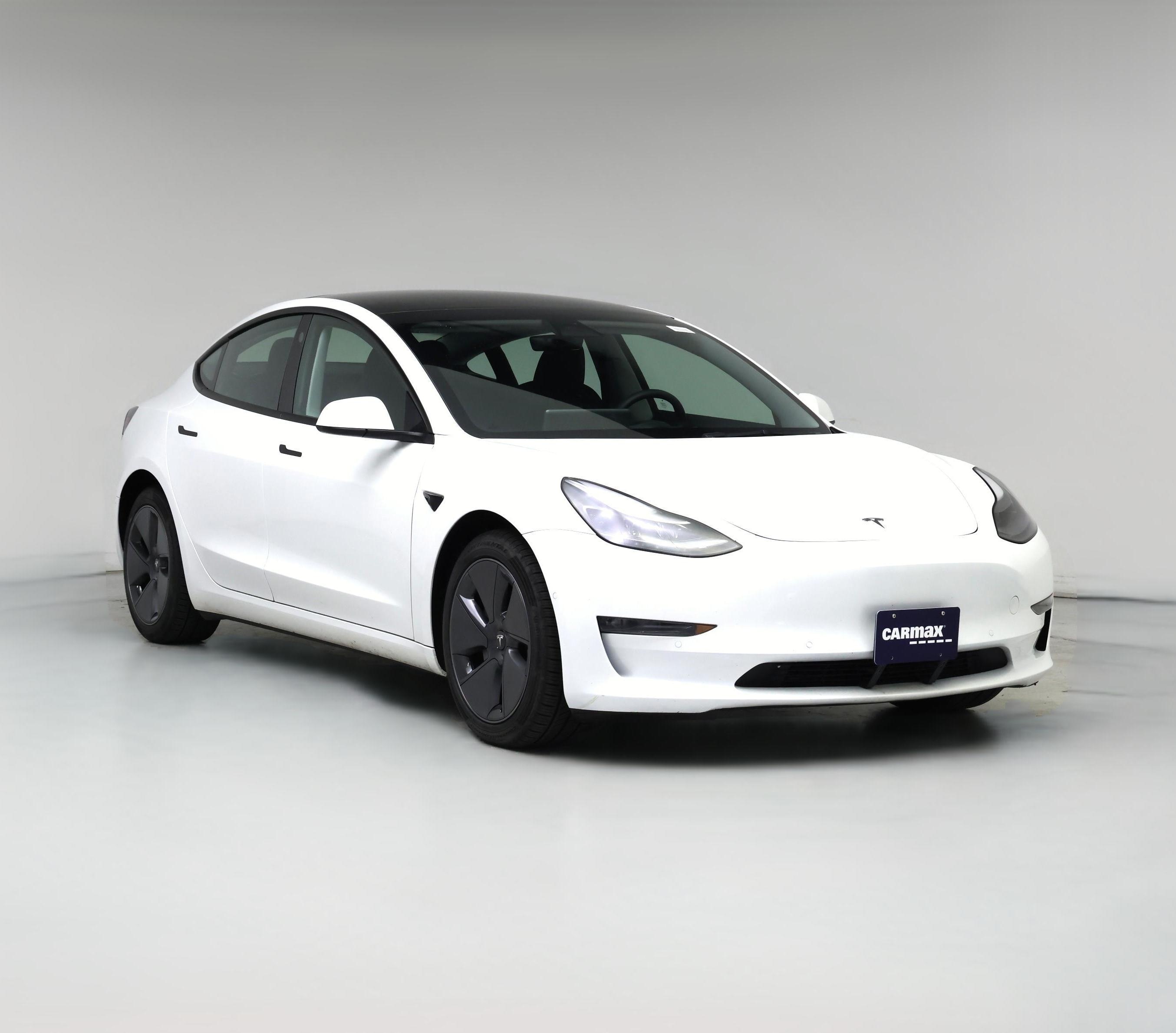 Thumbnail: 2022 Tesla Model 3 - 1