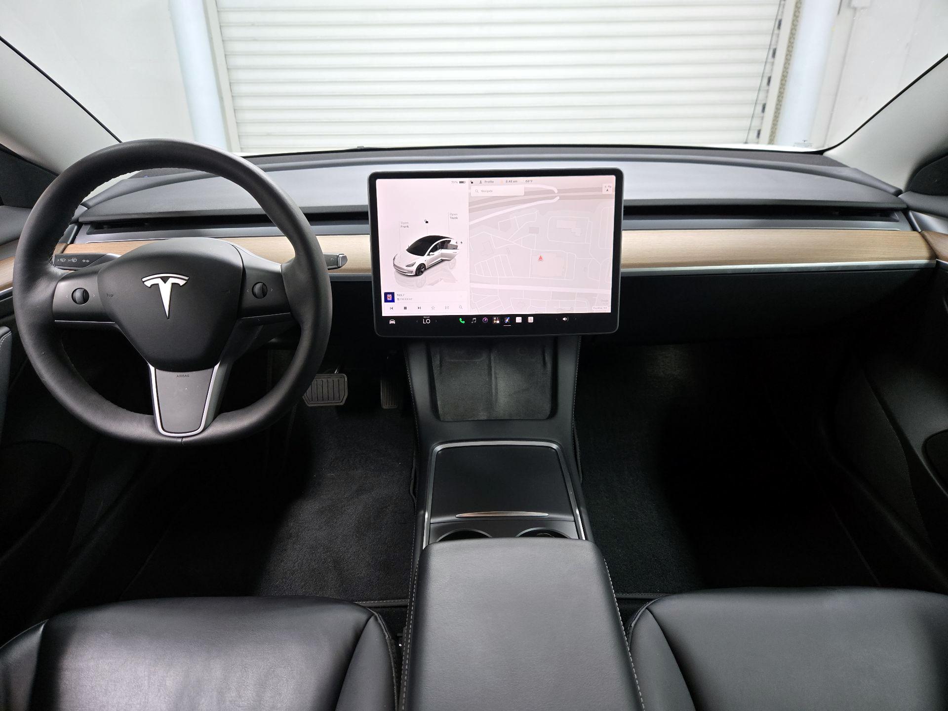 Thumbnail: 2022 Tesla Model 3 - 9