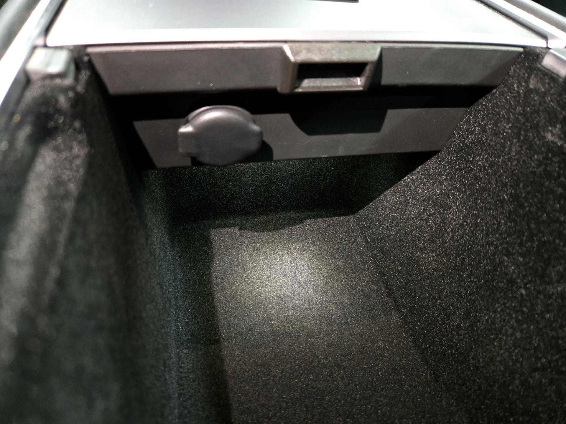 Thumbnail: 2022 Tesla Model 3 - 18