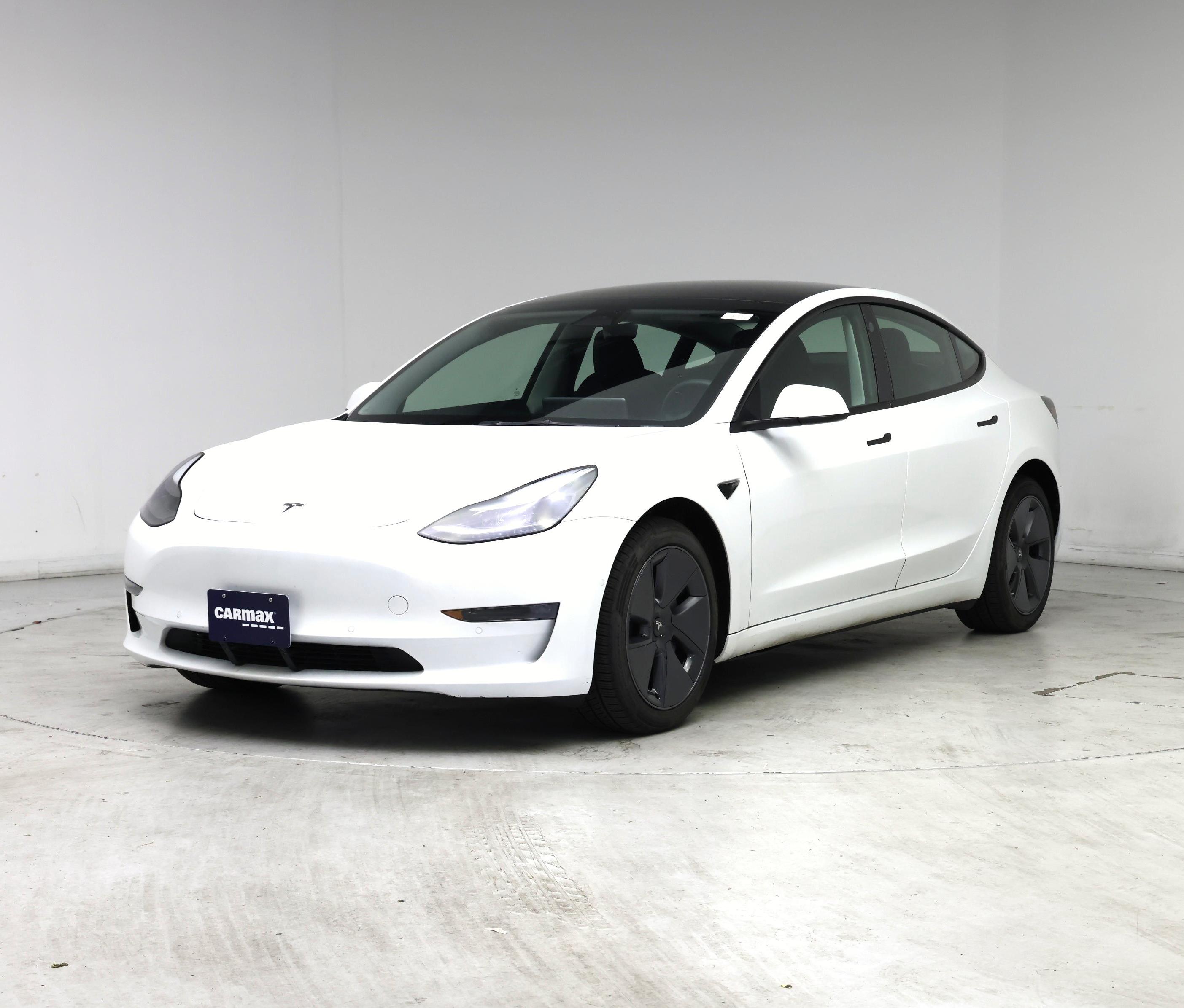 Thumbnail: 2022 Tesla Model 3 - 4