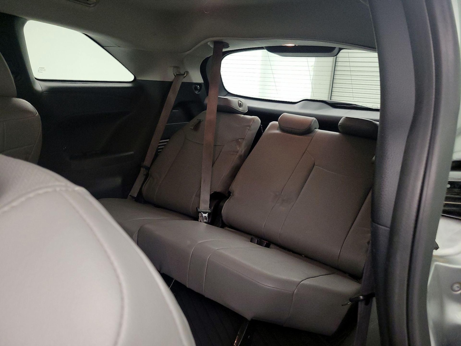 2025 Toyota Sienna XLE - Photo 22