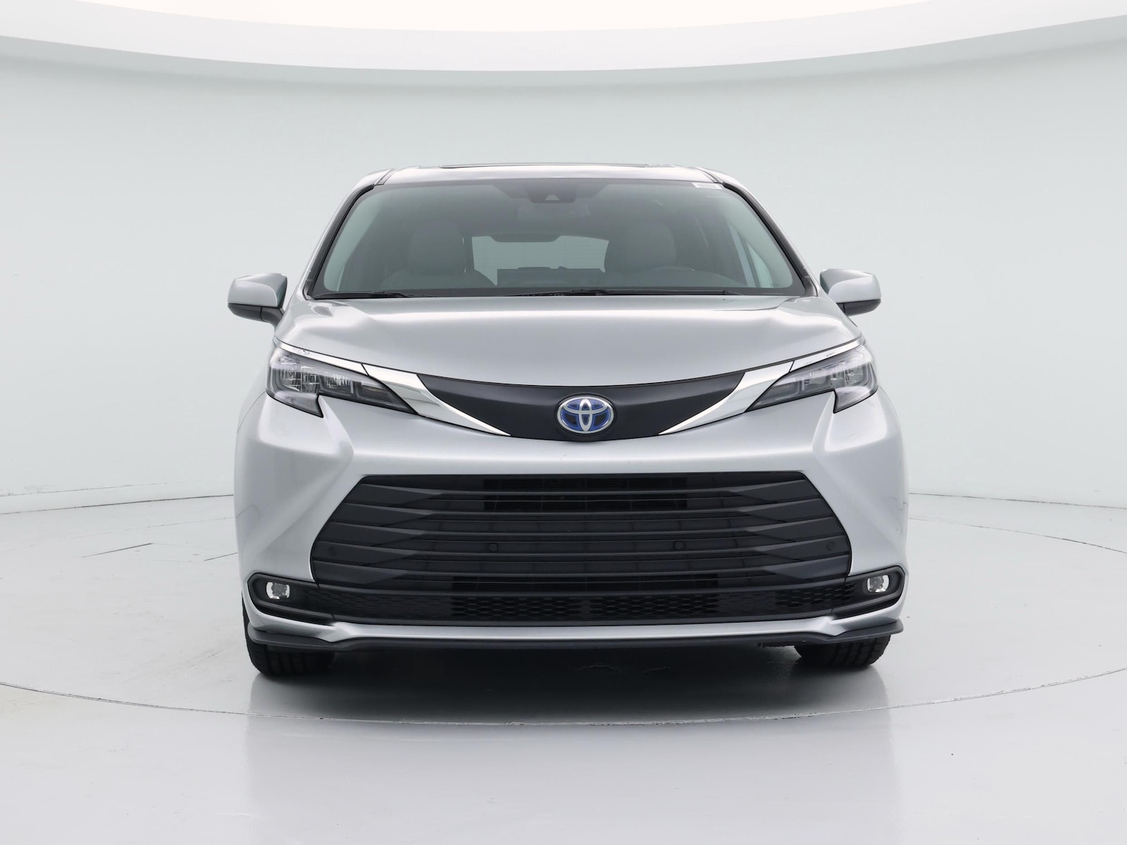 2025 Toyota Sienna XLE - Photo 6