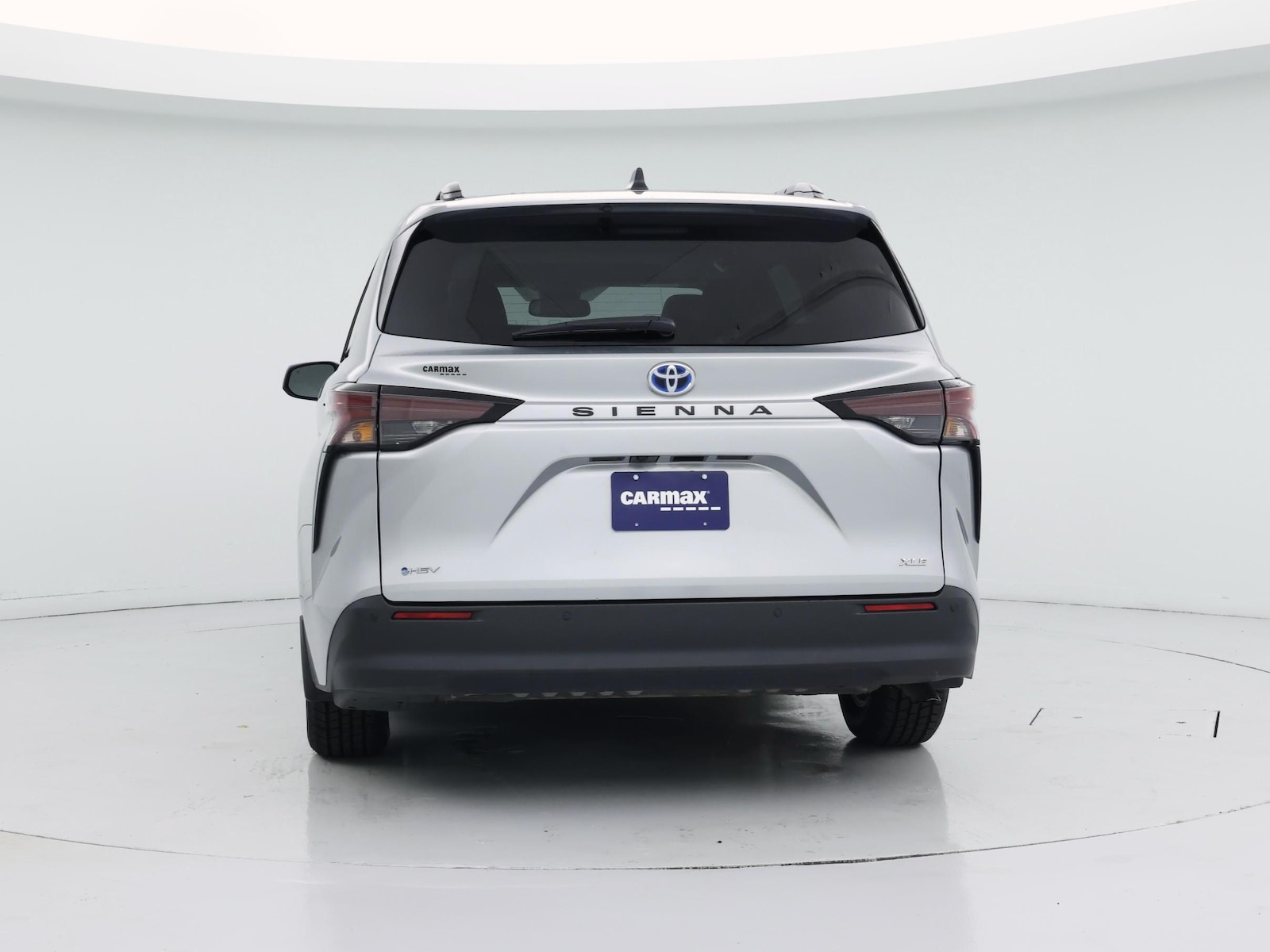 2025 Toyota Sienna XLE - Photo 7