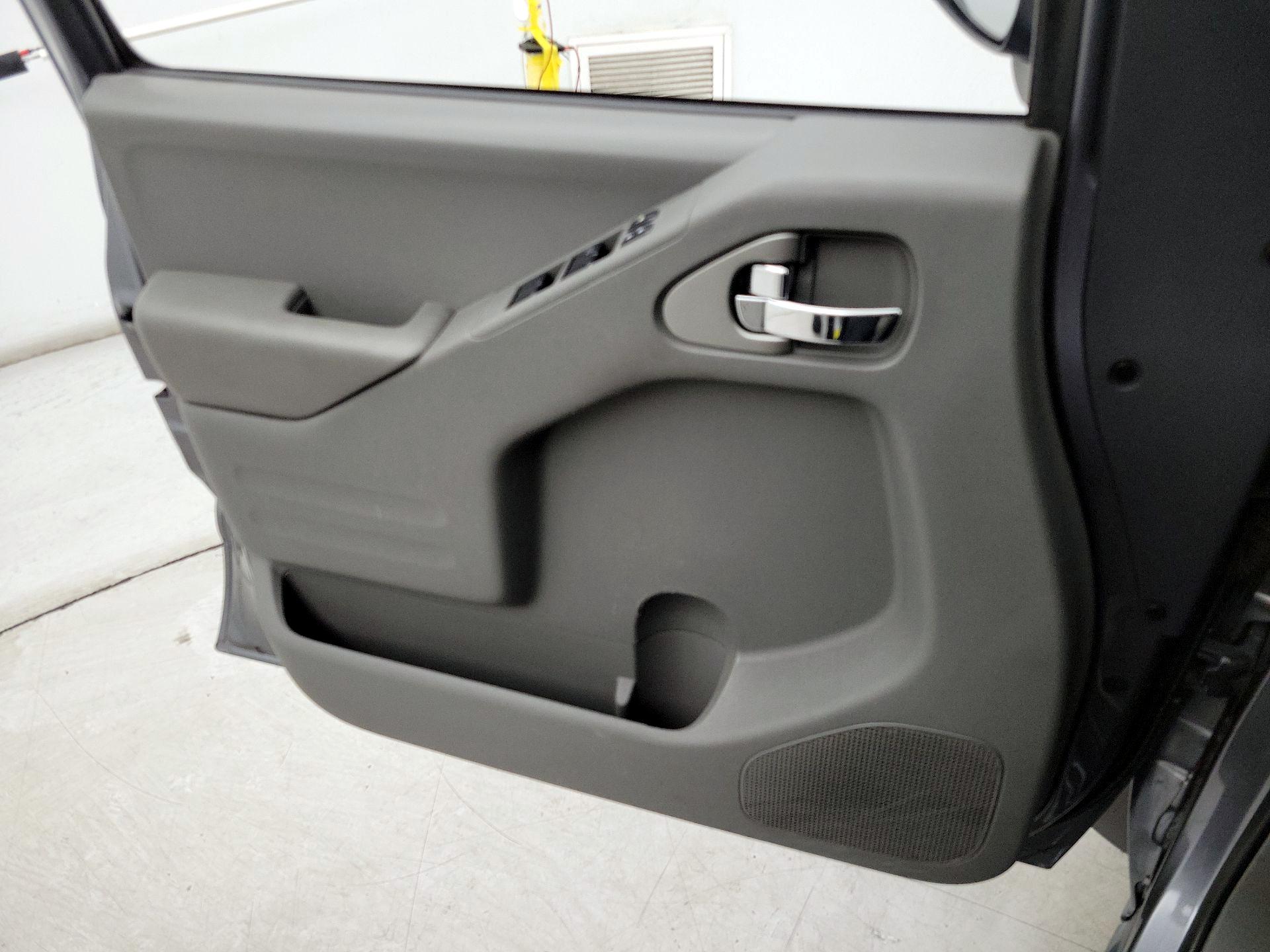 Thumbnail: 2018 Nissan Frontier - 12