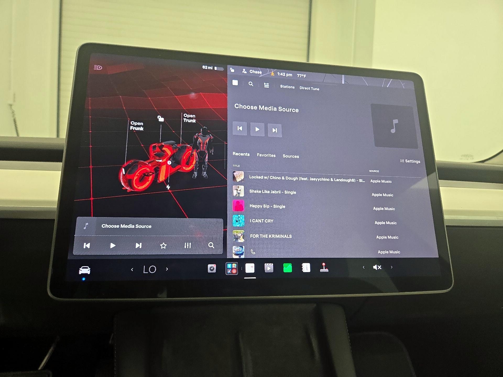 Thumbnail: 2023 Tesla Model 3 - 15