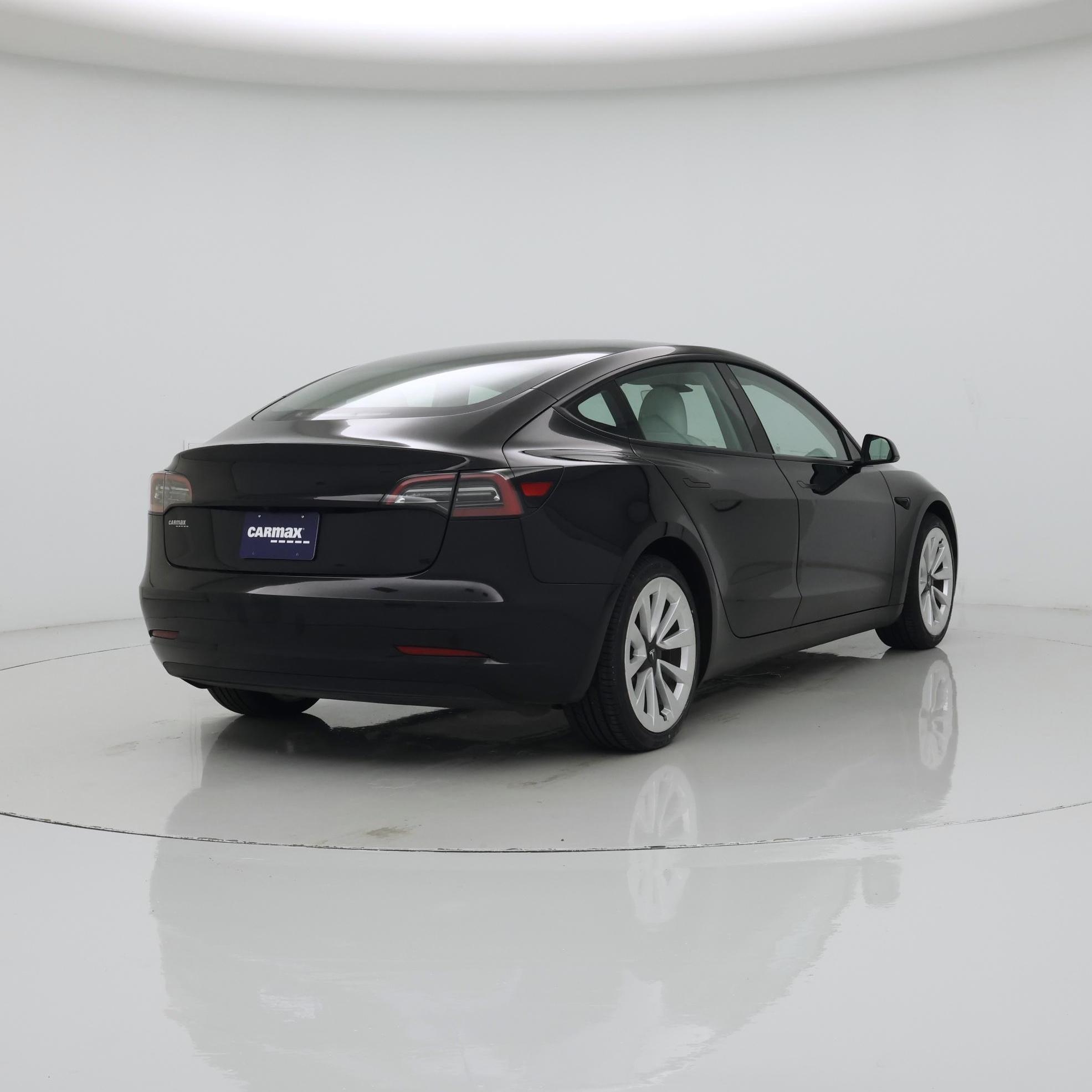 Thumbnail: 2023 Tesla Model 3 - 8
