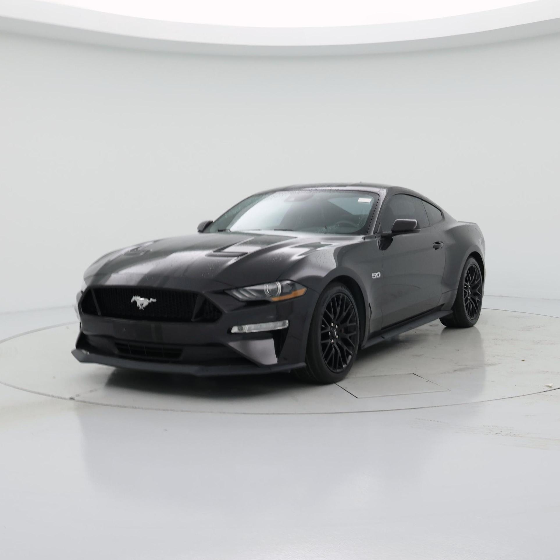 Thumbnail: 2022 Ford Mustang - 4