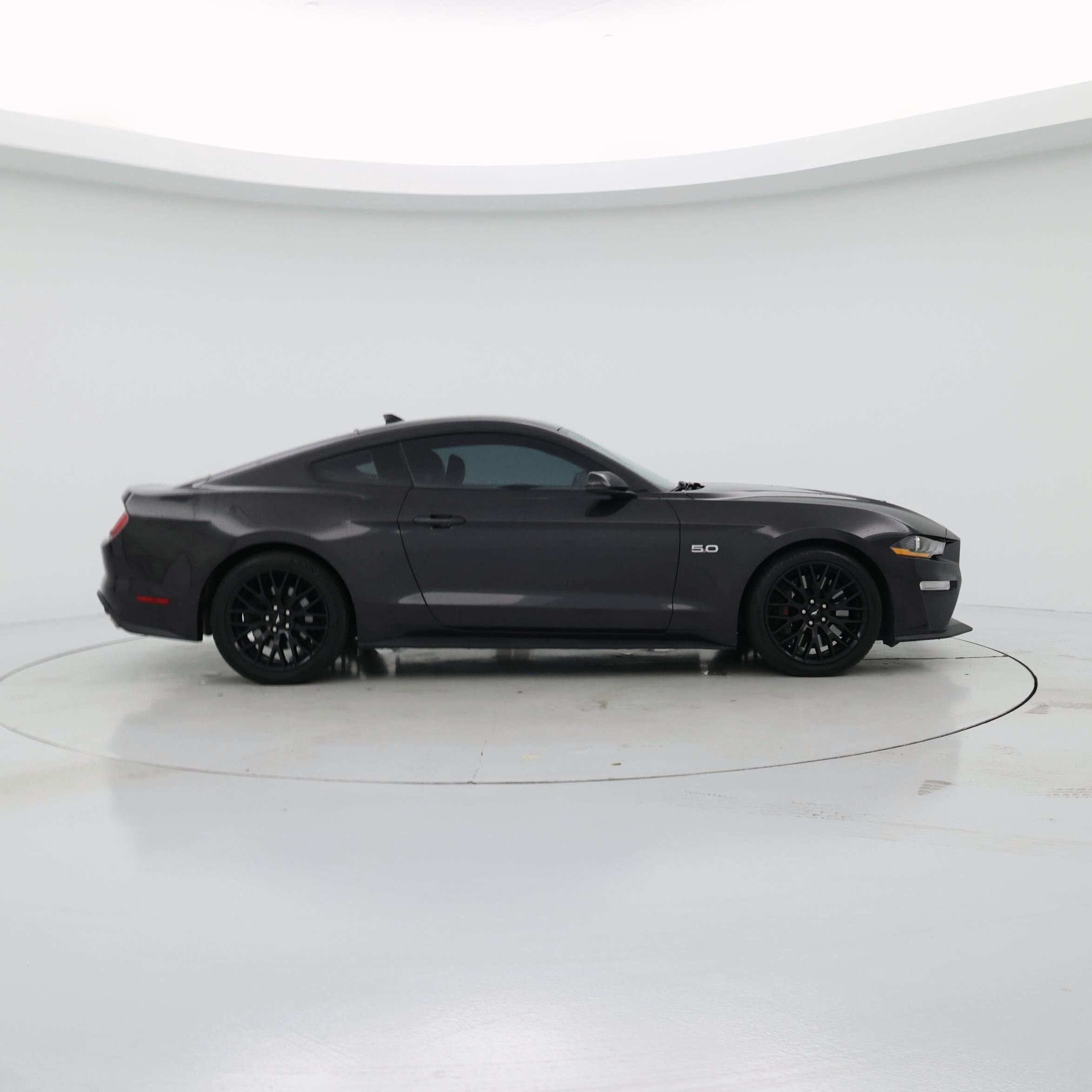 Thumbnail: 2022 Ford Mustang - 7