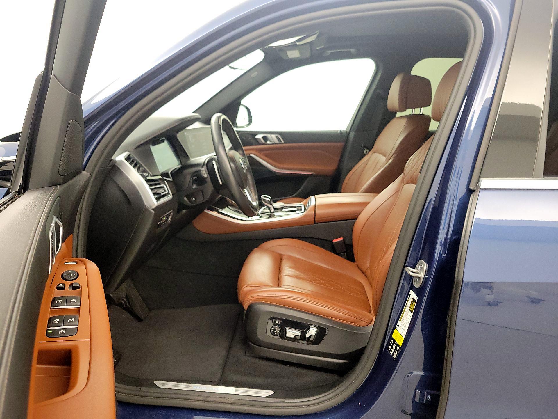Thumbnail: 2021 BMW X5 - 11