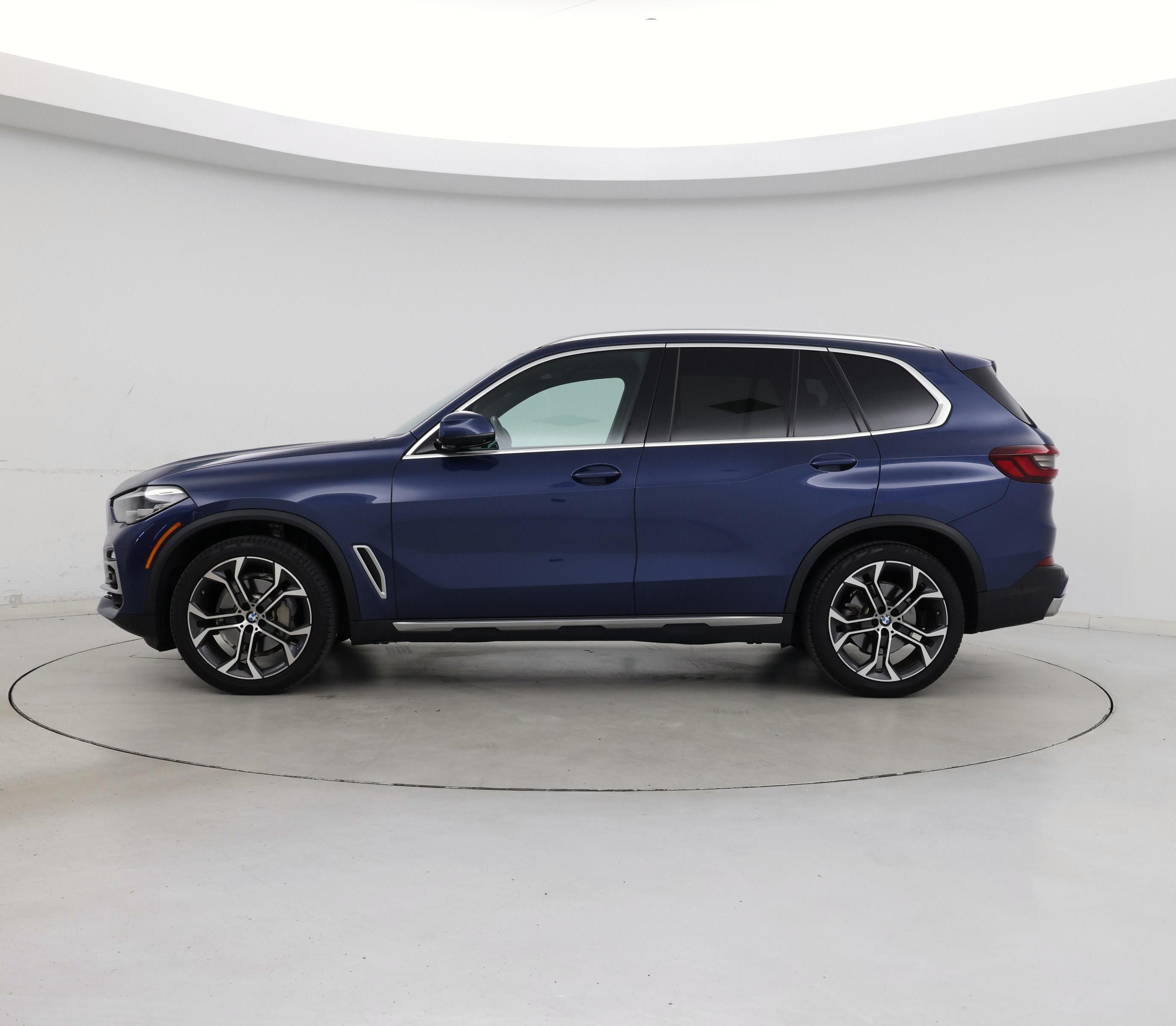 Thumbnail: 2021 BMW X5 - 3