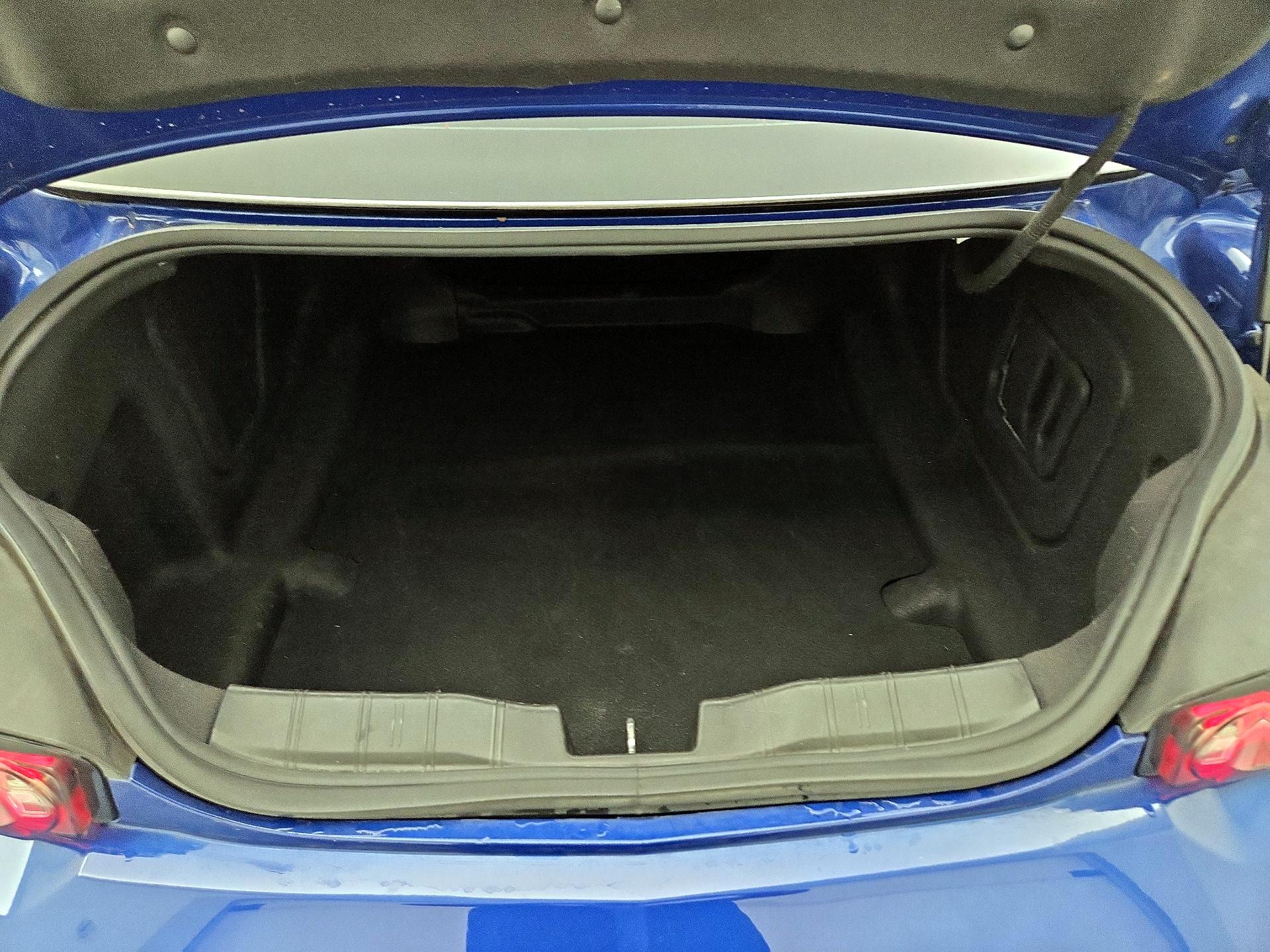 Thumbnail: 2021 Chevrolet Camaro - 19