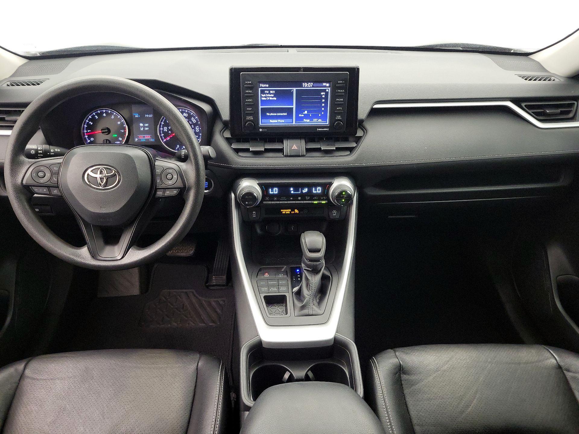 Thumbnail: 2021 Toyota RAV4 - 9