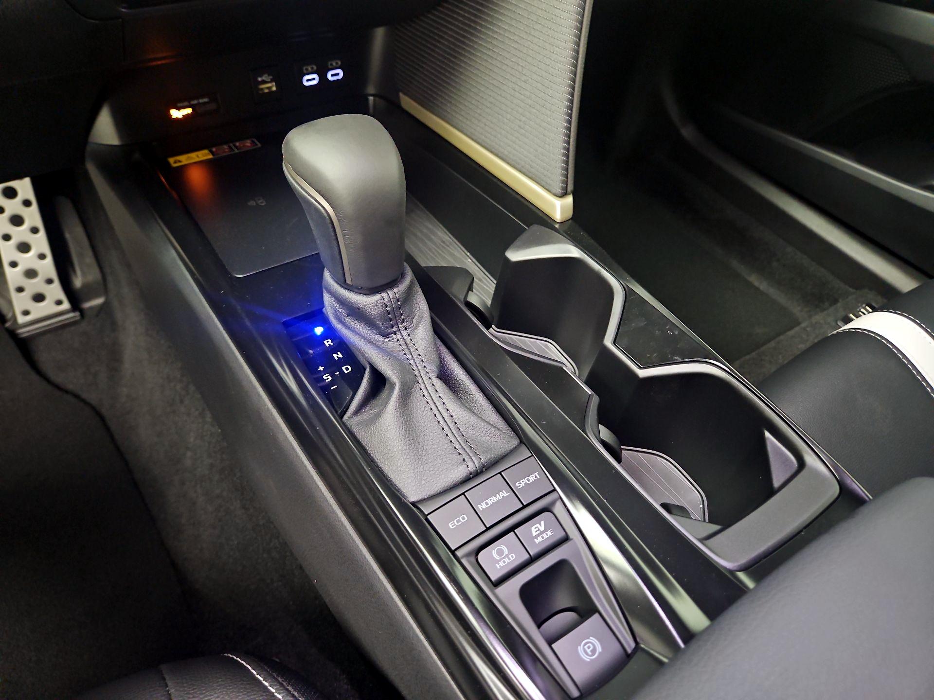 Thumbnail: 2026 Toyota Camry - 17