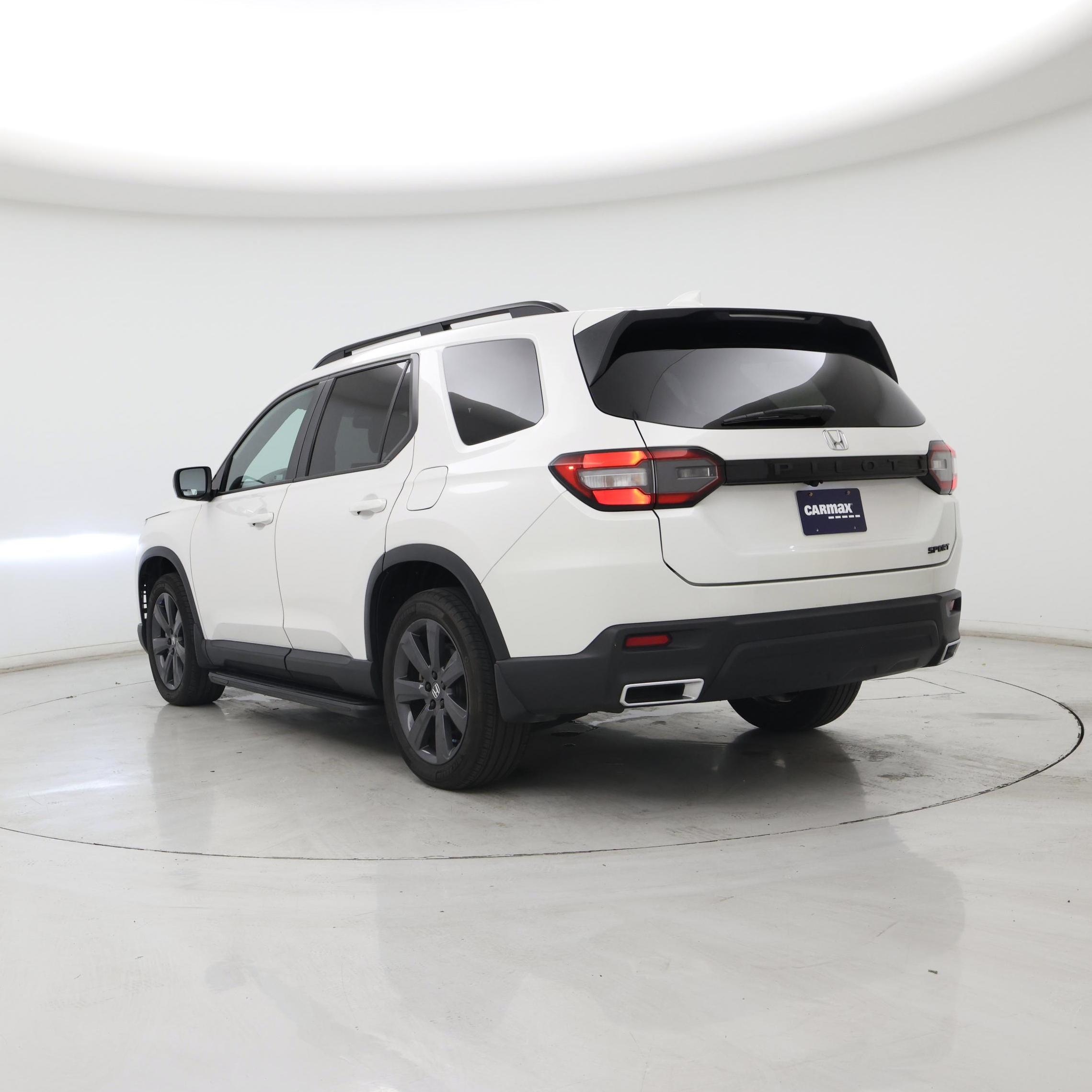 Thumbnail: 2023 Honda Pilot - 2