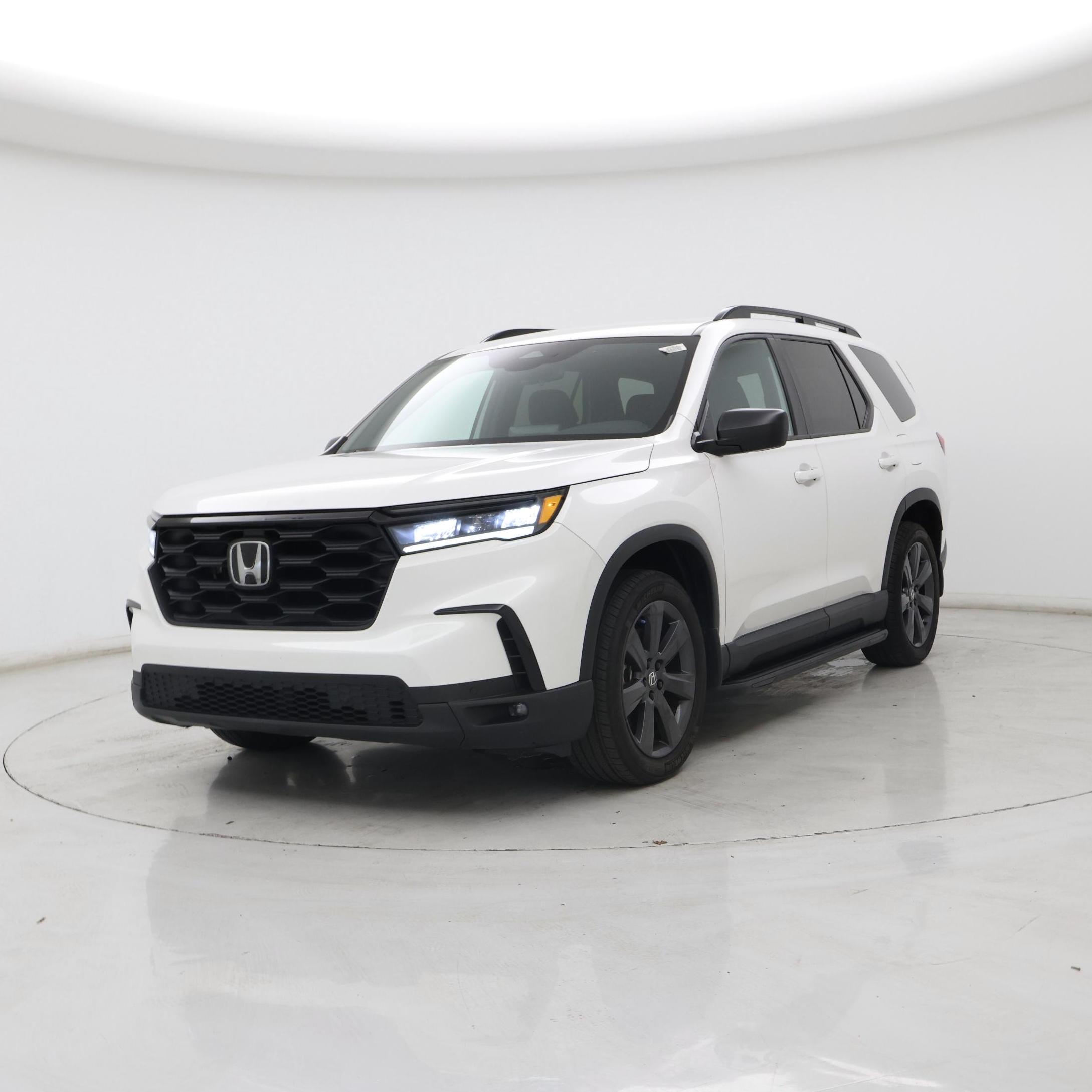 Thumbnail: 2023 Honda Pilot - 4
