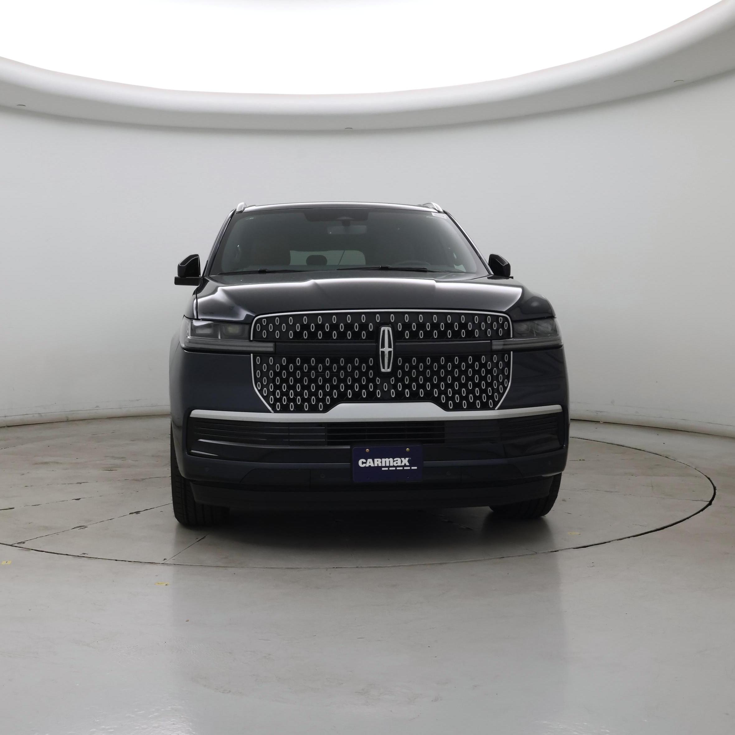 Thumbnail: 2025 Lincoln Navigator L - 5