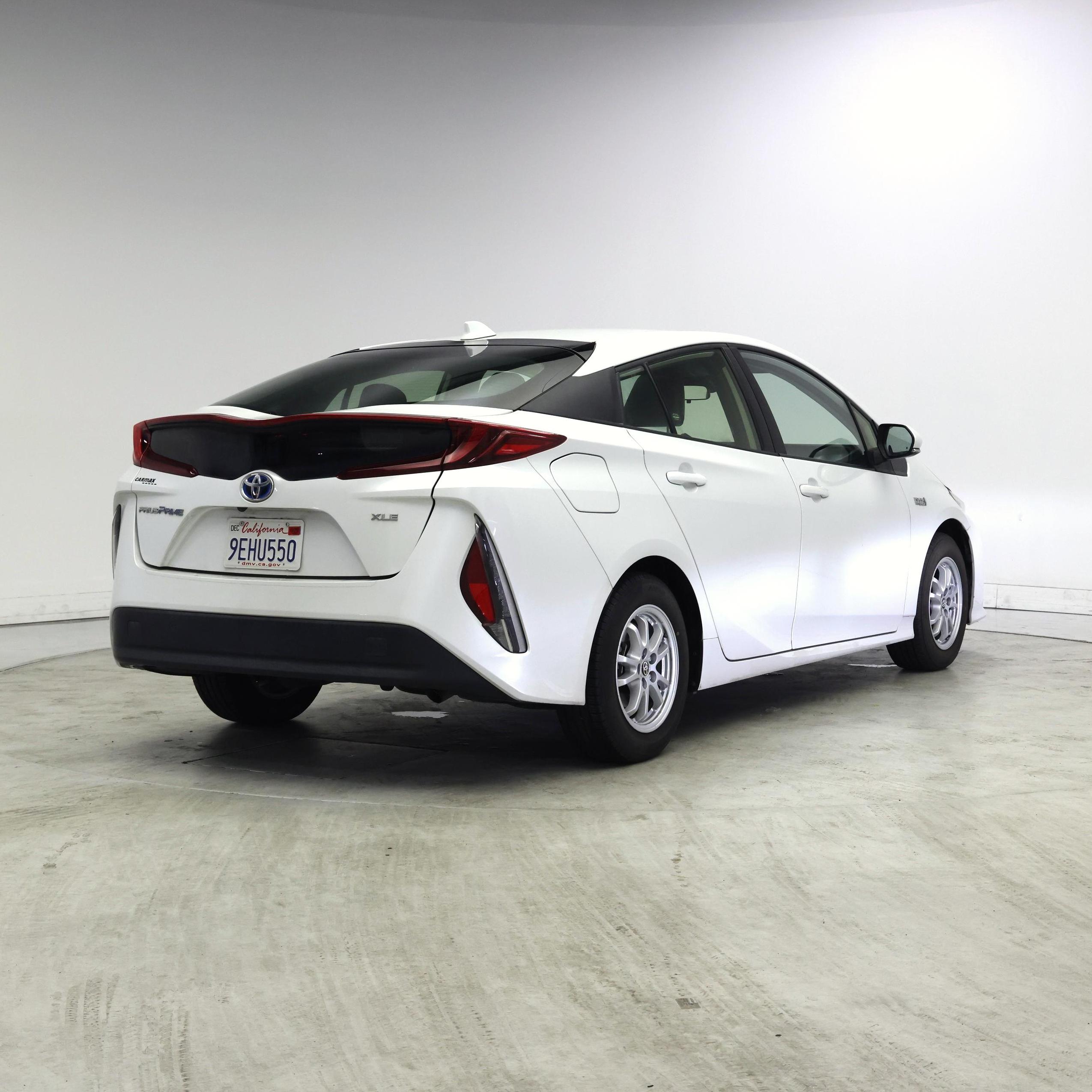 Thumbnail: 2022 Toyota Prius Prime - 8