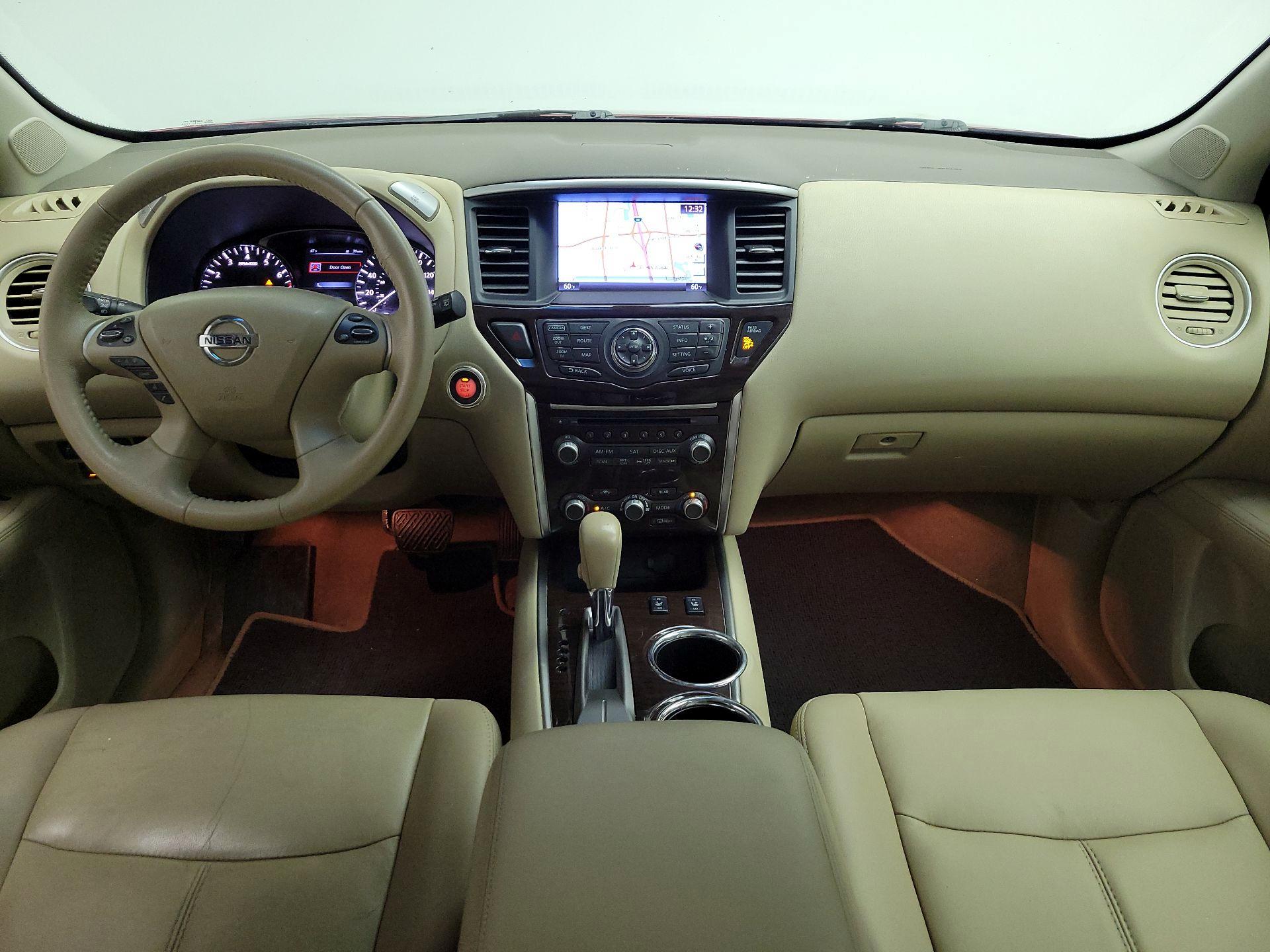 Thumbnail: 2015 Nissan Pathfinder - 9
