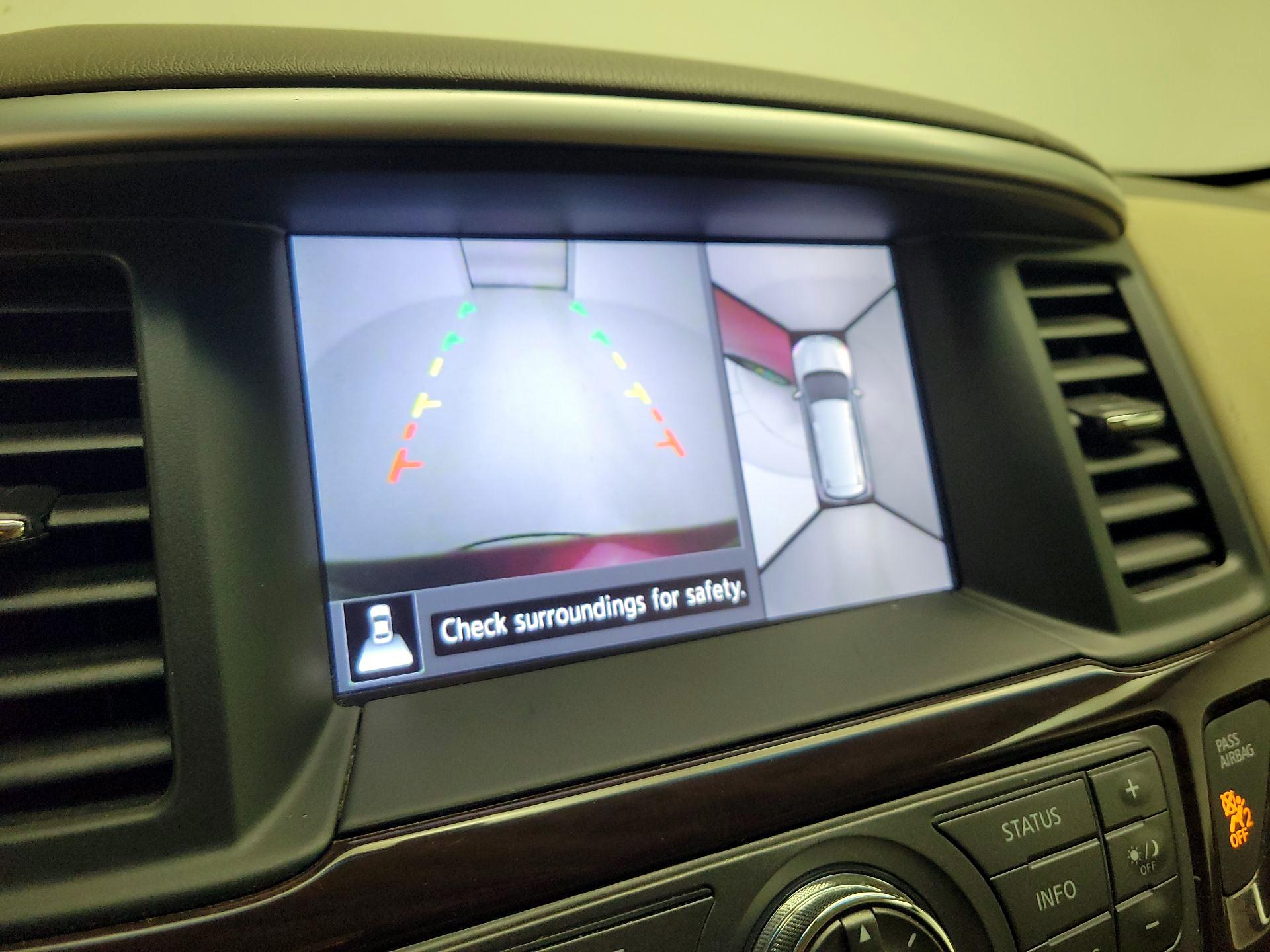 Thumbnail: 2015 Nissan Pathfinder - 13