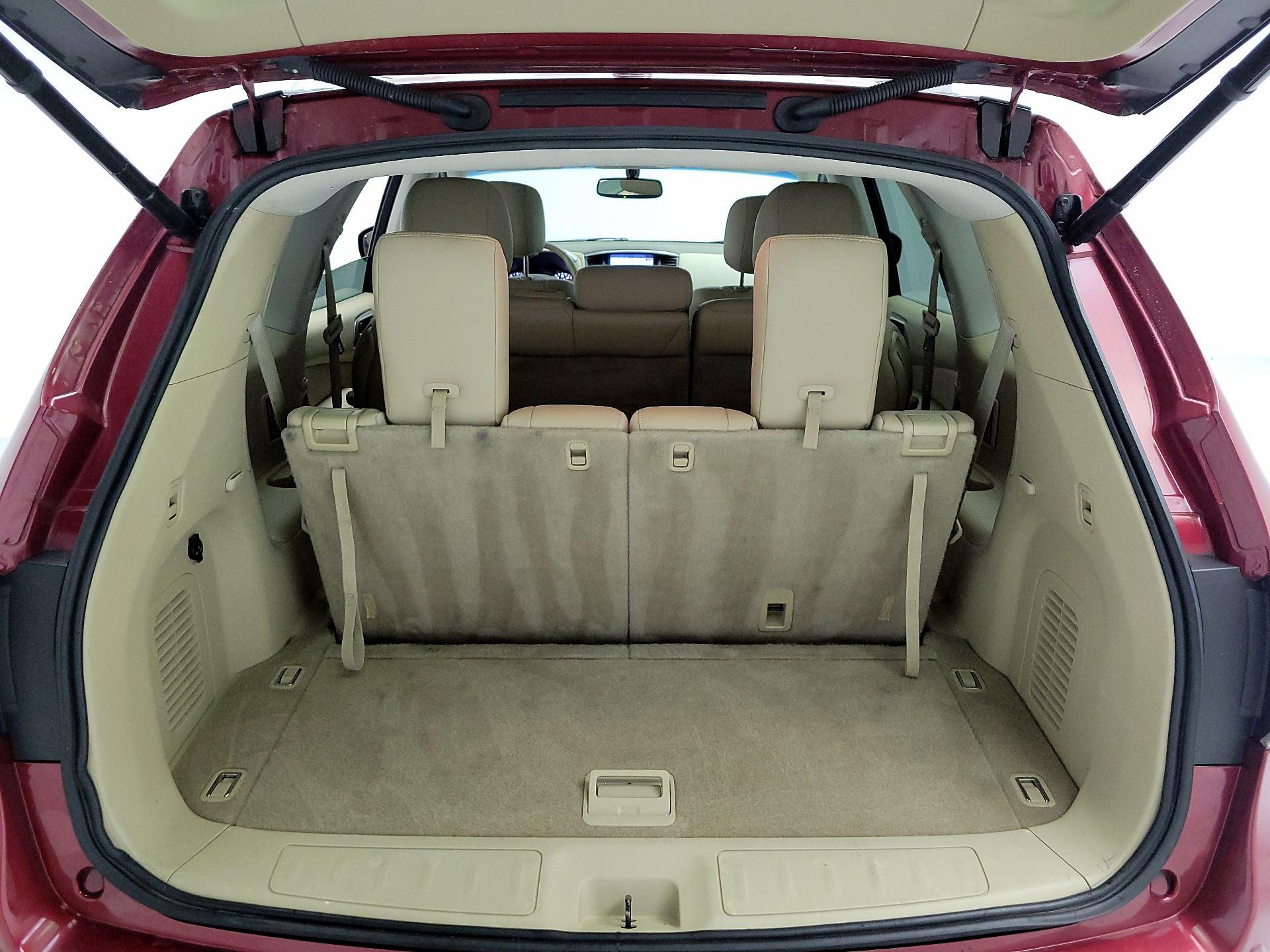 Thumbnail: 2015 Nissan Pathfinder - 18