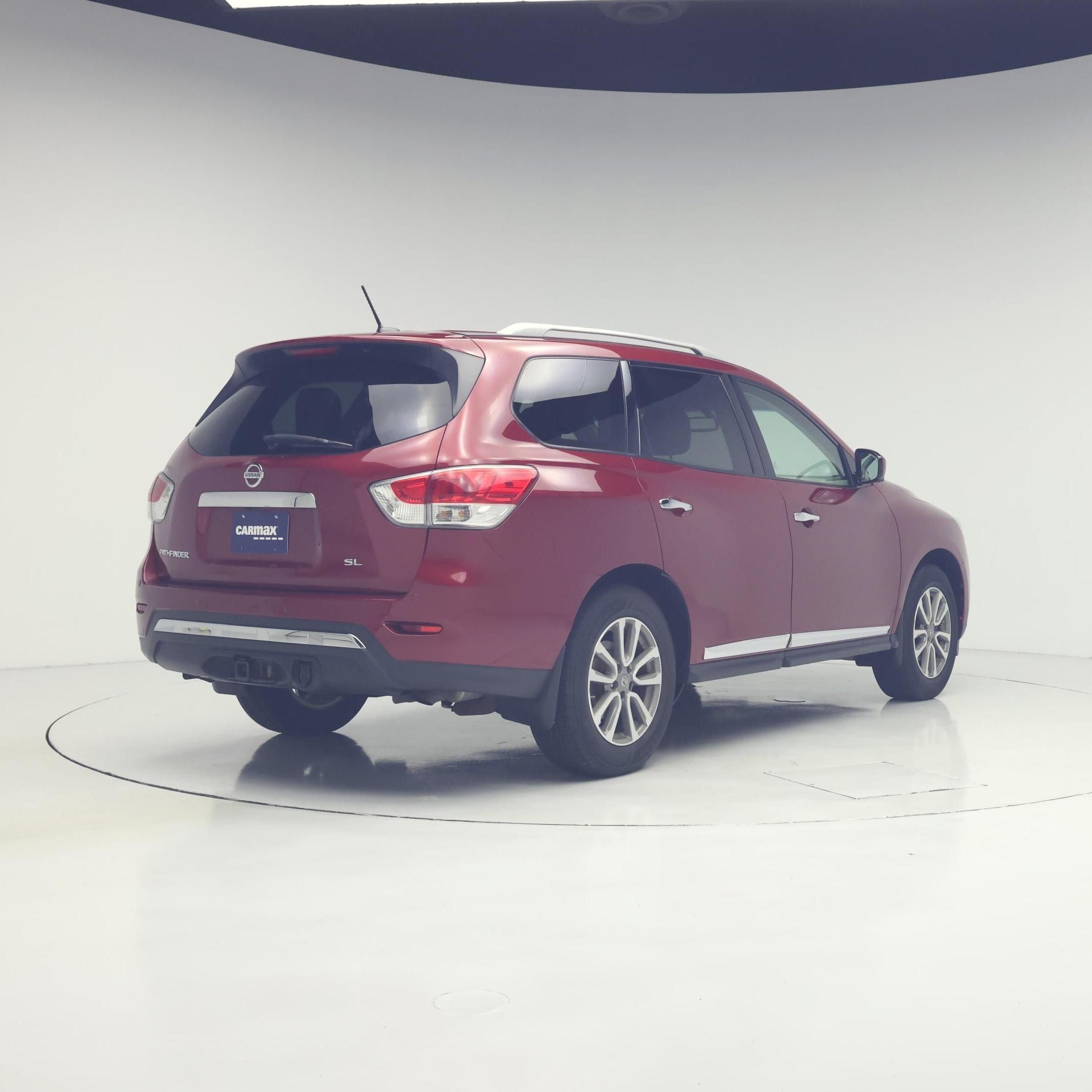 Thumbnail: 2015 Nissan Pathfinder - 8