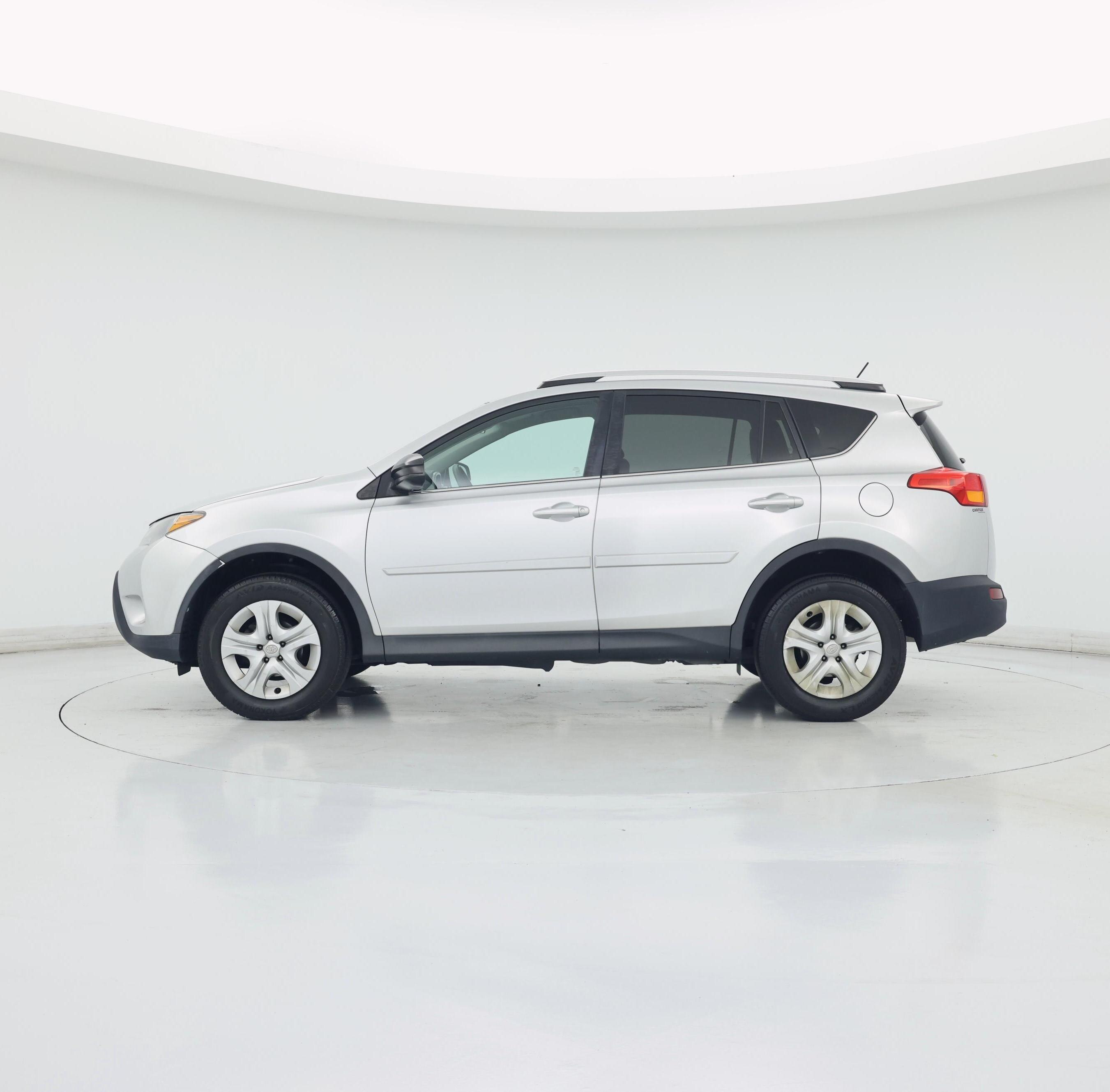 Thumbnail: 2014 Toyota RAV4 - 3