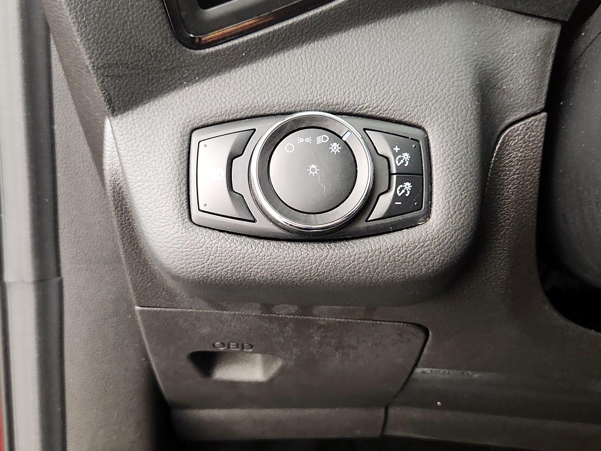 Thumbnail: 2014 Ford Escape - 13