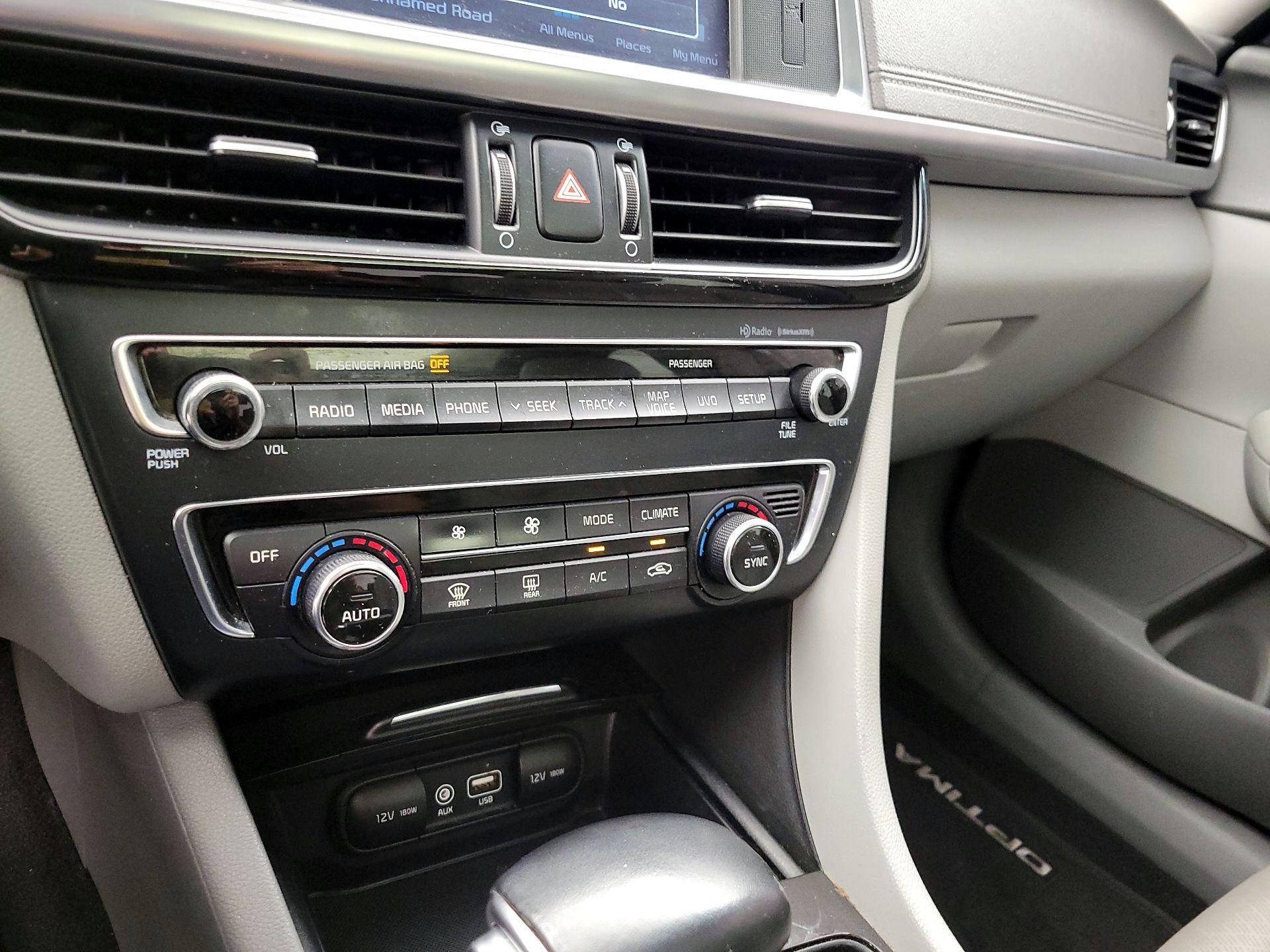 Thumbnail: 2016 Kia Optima - 17