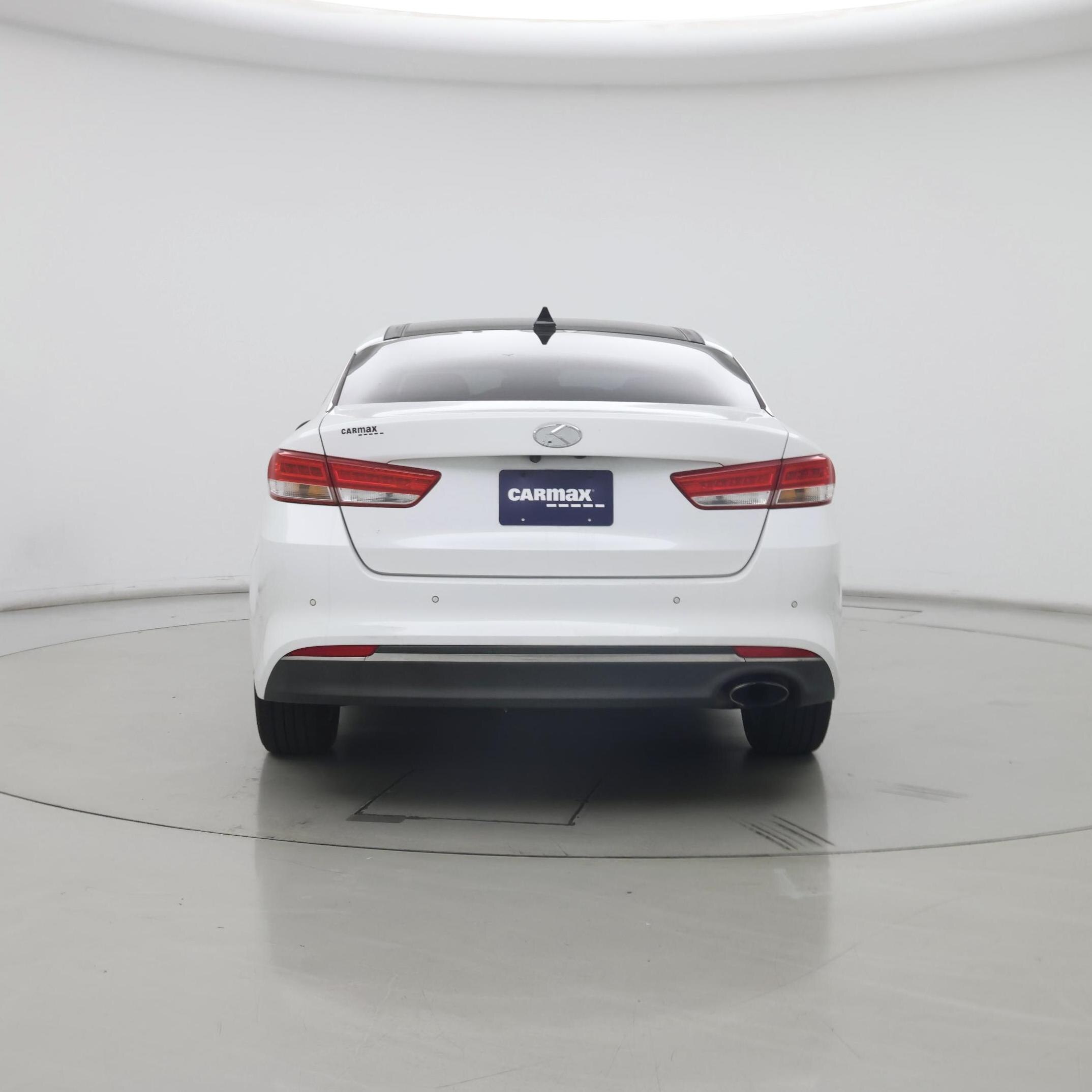Thumbnail: 2016 Kia Optima - 6