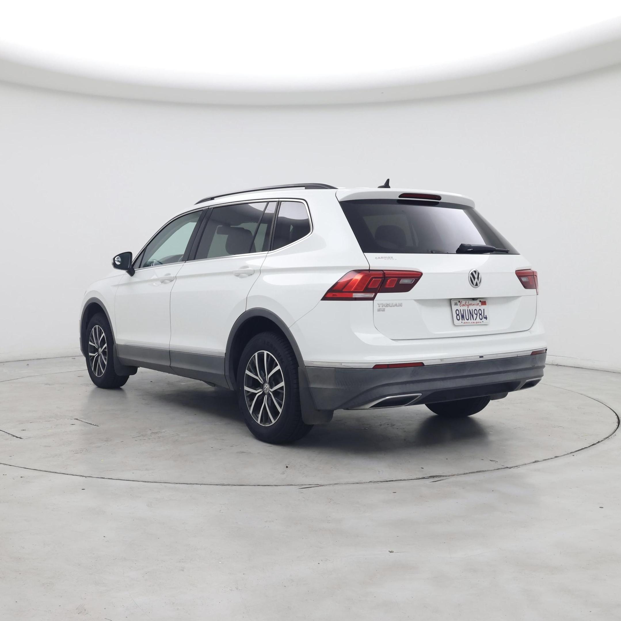 Thumbnail: 2020 Volkswagen Tiguan - 2