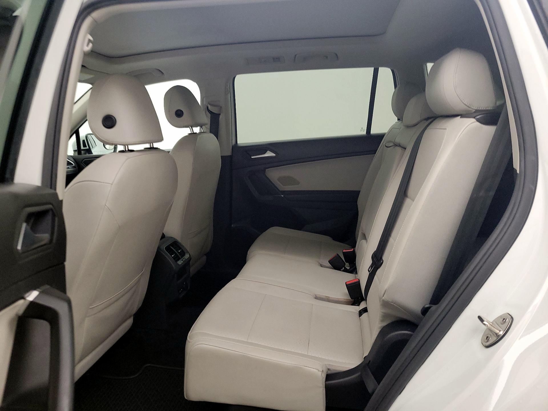 Thumbnail: 2020 Volkswagen Tiguan - 19