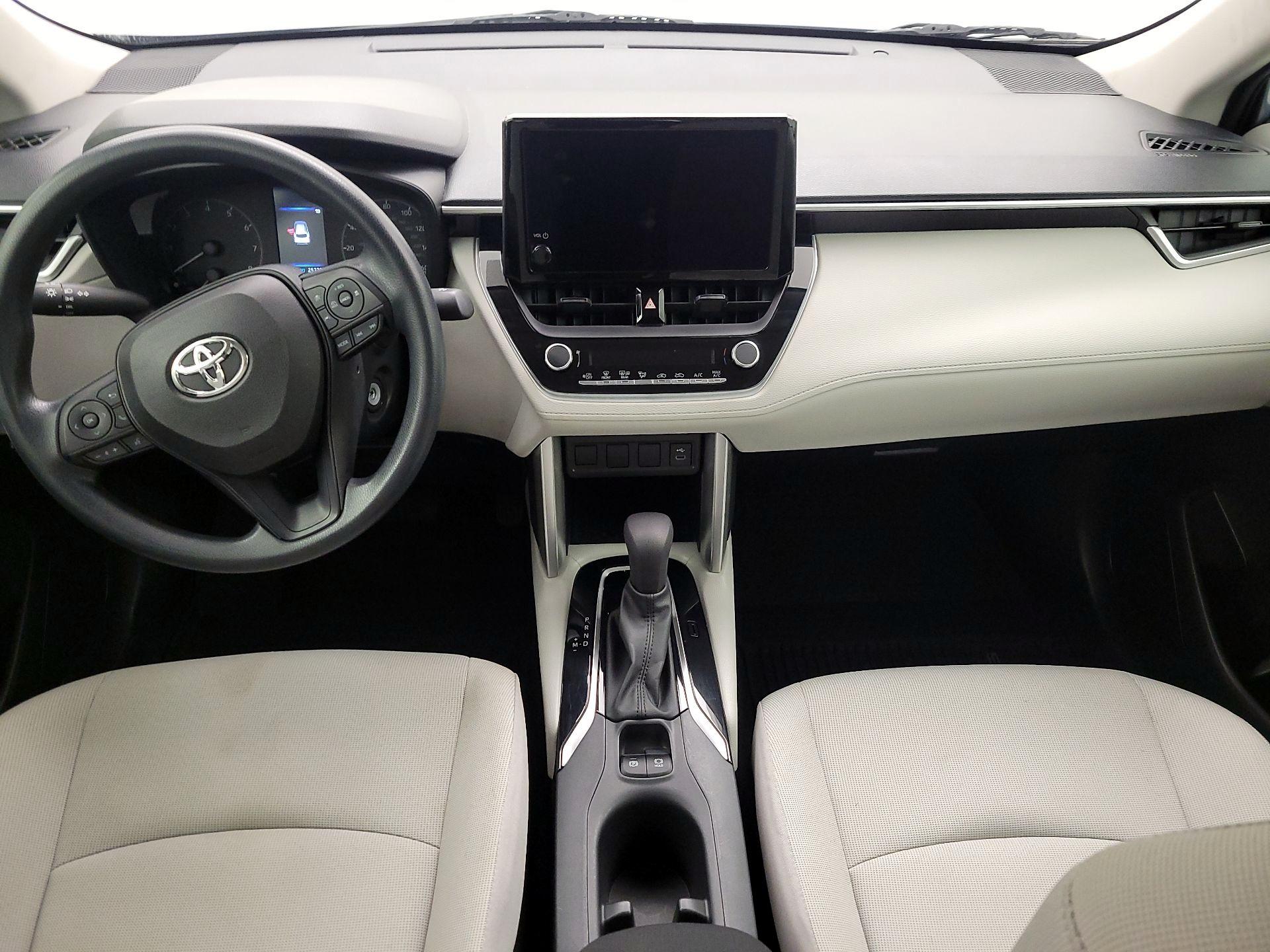 Thumbnail: 2023 Toyota Corolla Cross - 9