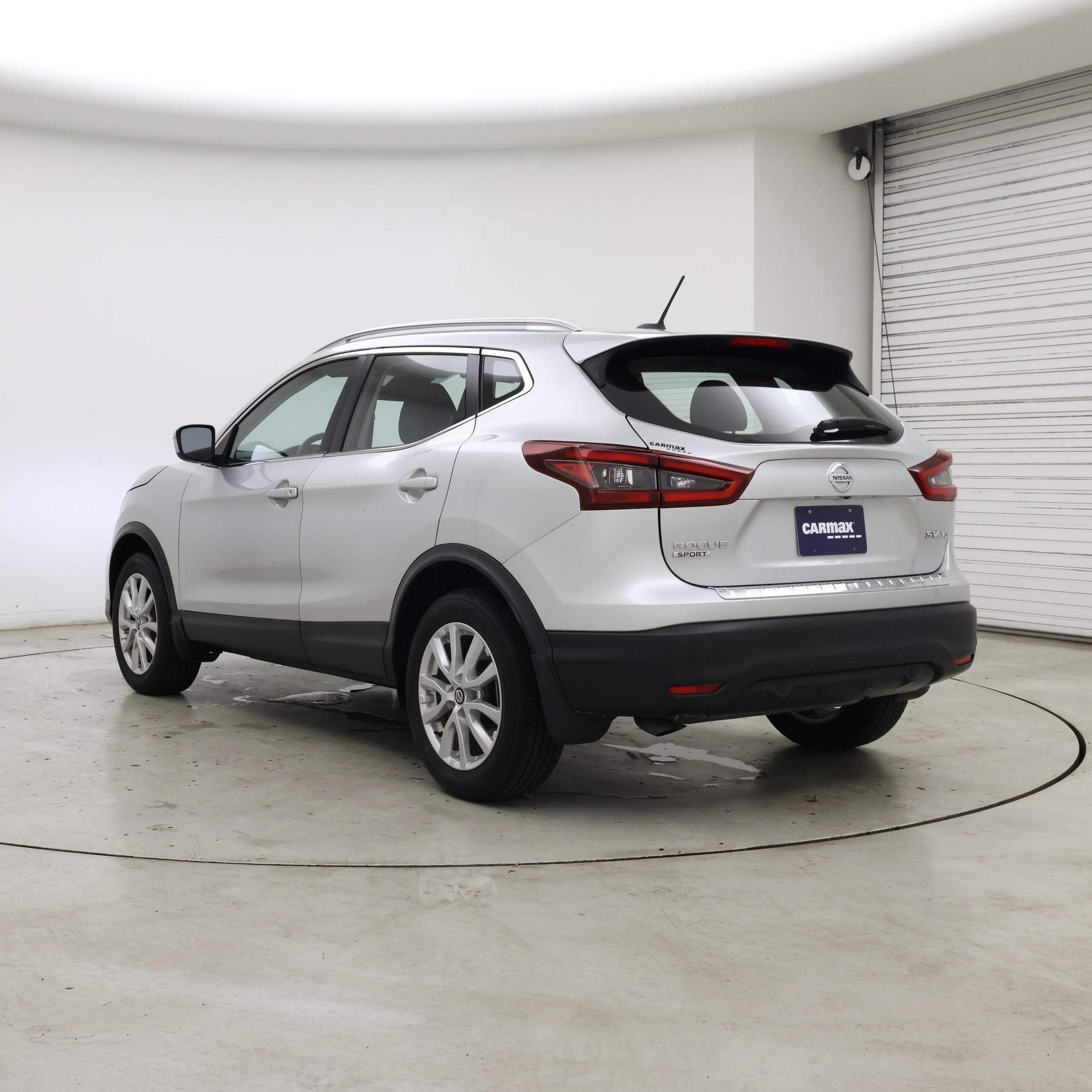 Thumbnail: 2021 Nissan Rogue Sport - 2