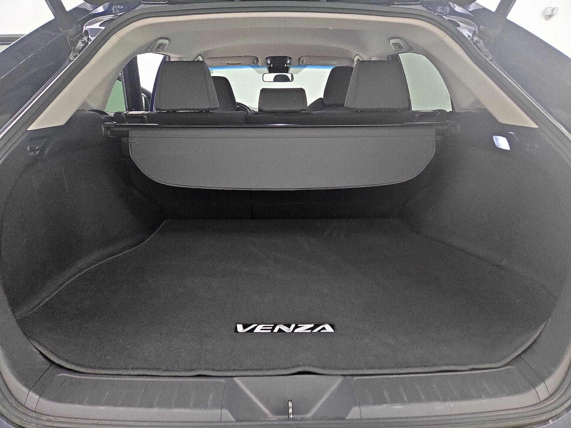 Thumbnail: 2021 Toyota Venza - 20
