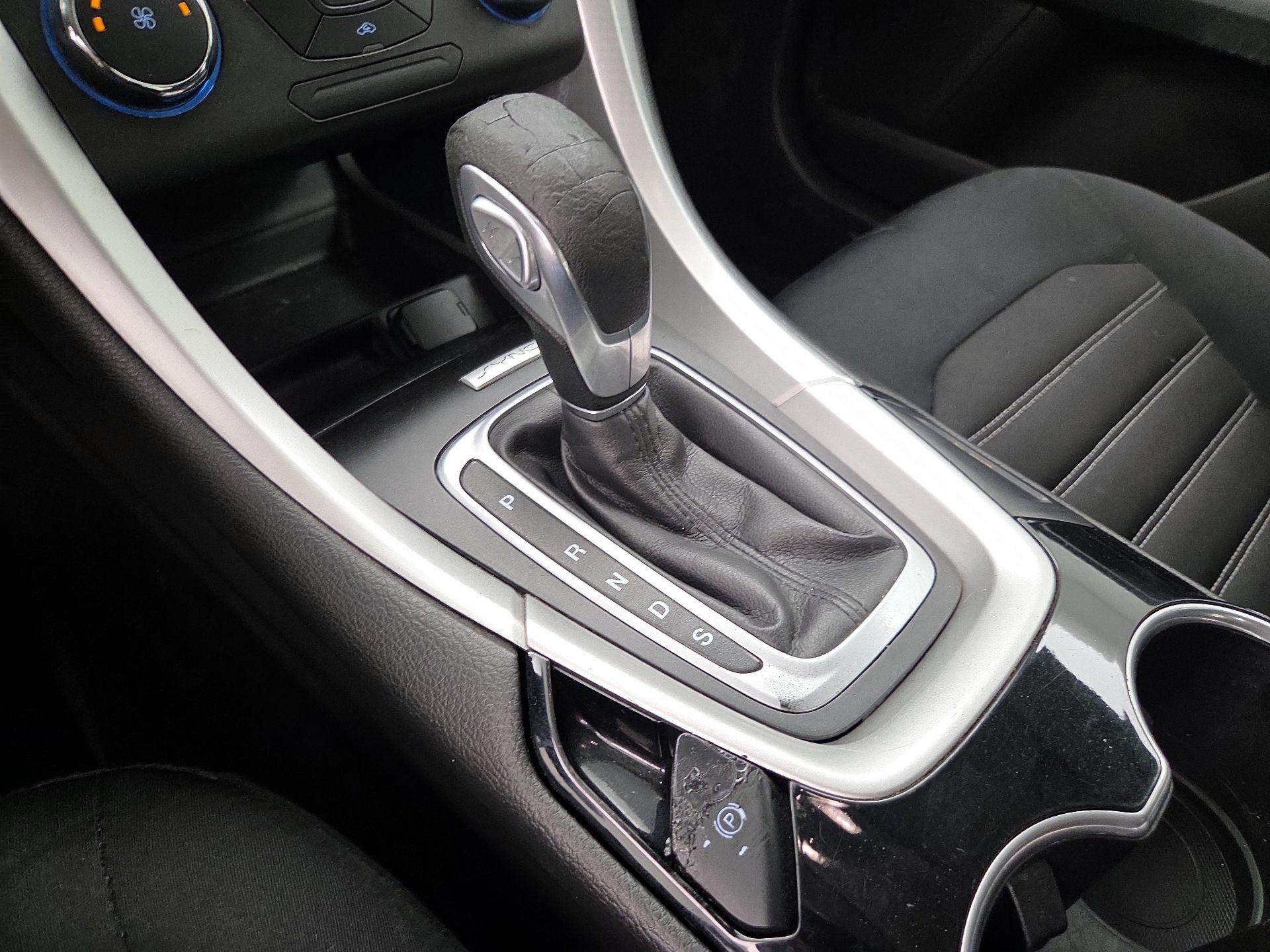 Thumbnail: 2015 Ford Fusion - 17
