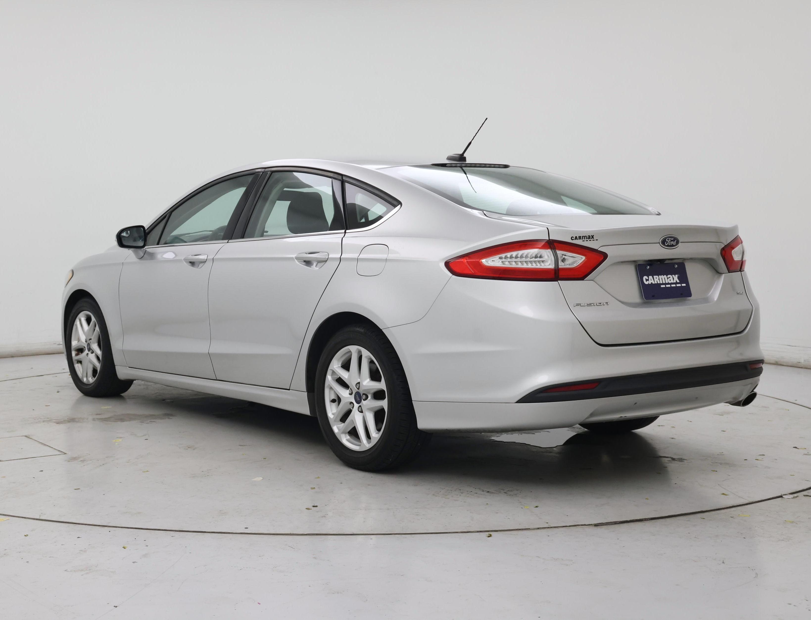 Thumbnail: 2015 Ford Fusion - 2