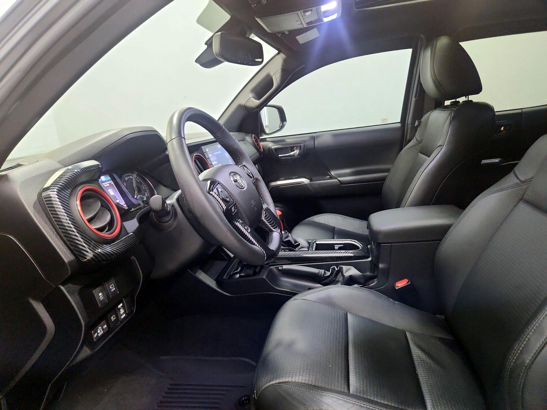 Thumbnail: 2021 Toyota Tacoma - 11