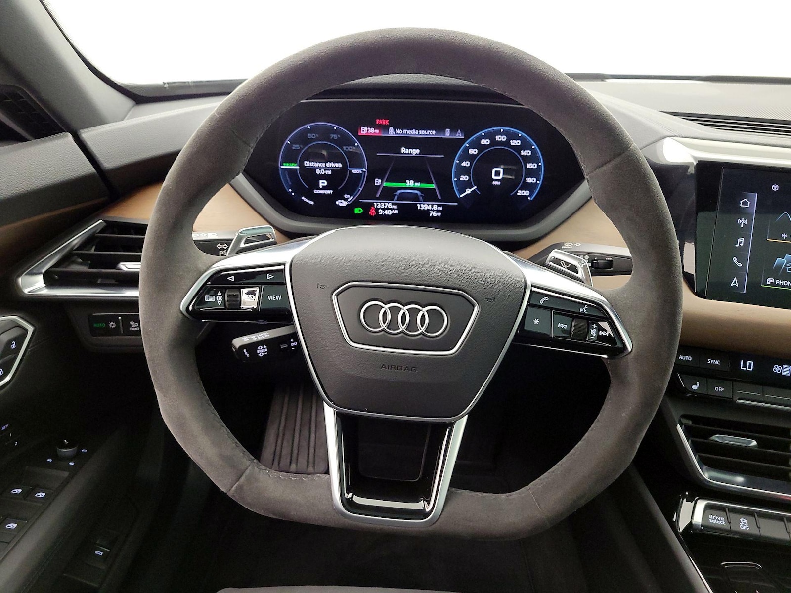 2022 Audi e-tron GT 11
